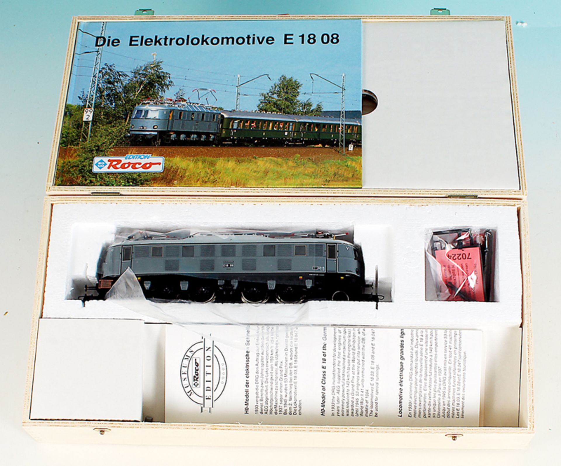 ROCO E-Lok E 18 08 - grau (Wechselstrom)