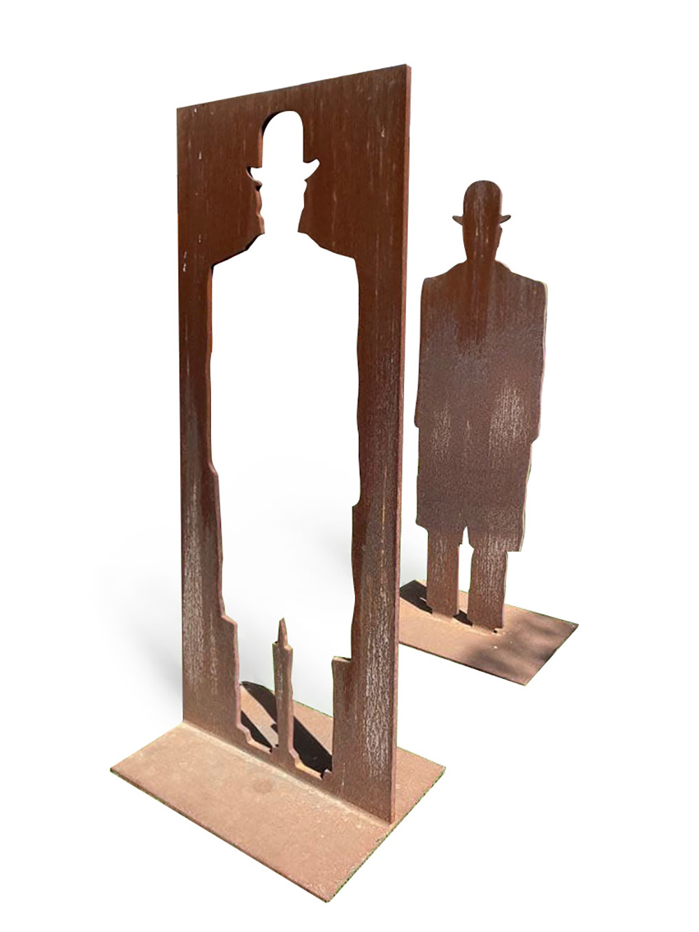 JOSÉ LUIS PASCUAL SAMARANCH (Barcelona, 1947). "Homage to Magritte". 2005. Corten steel. Size: 240 x - Image 6 of 11