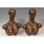 ENRIC BUG (Port Bou, 1957). "Couple of mannequins", 1983. Resin and fiberglass. It shows signs of
