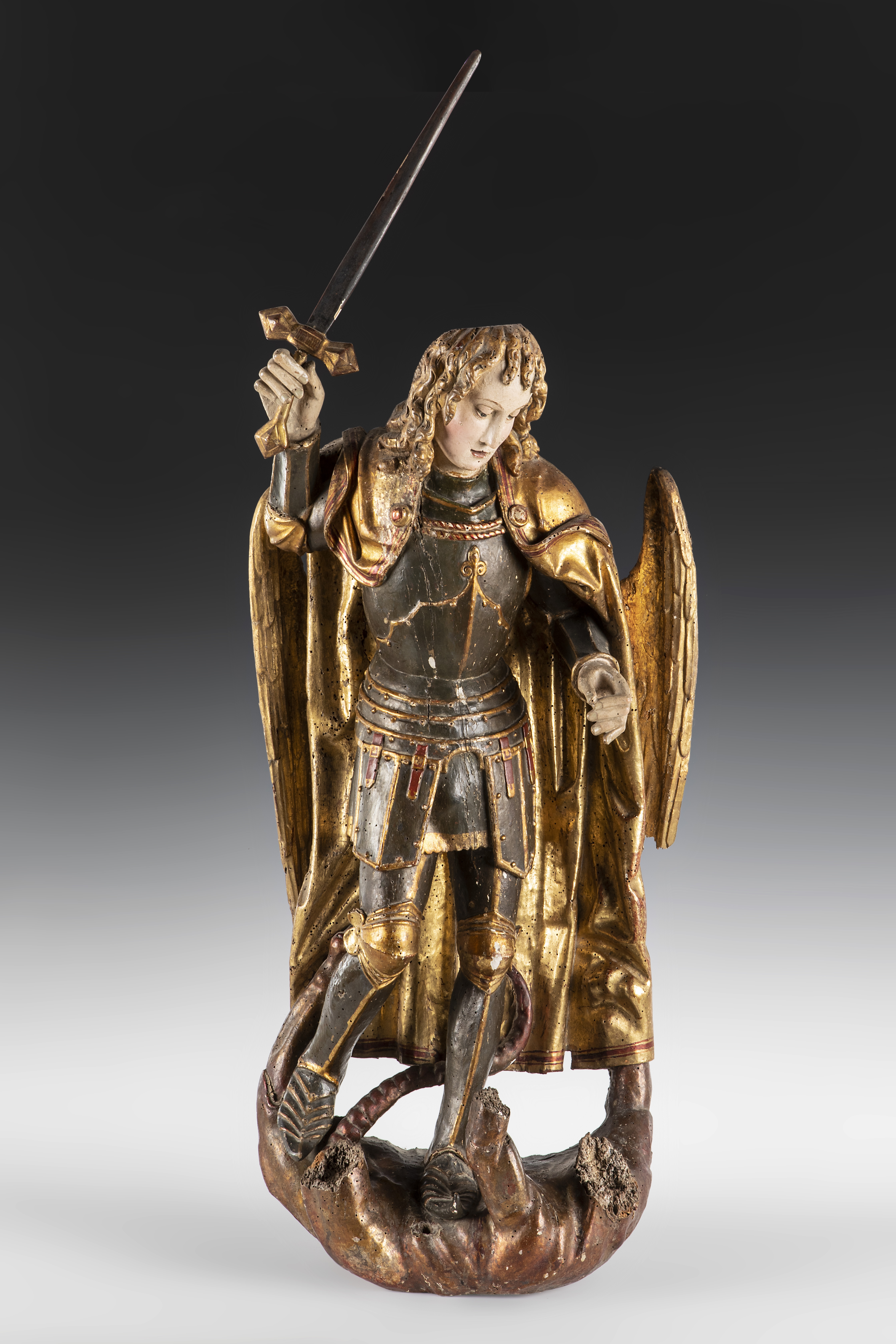 South German school, late 15th-early 16th century. "St. Michael the Archangel". Wood carving - Image 2 of 4