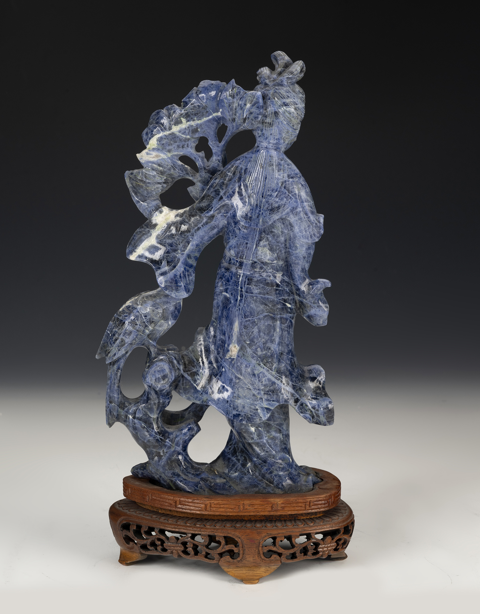 Figure of fairy with flowers and bird. China, XX century. Lapis lazuli hand carved on wooden base. - Image 3 of 5
