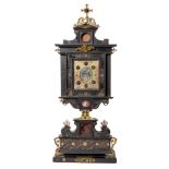 Reliquary. Italy, XVII century. Ebonized wood complemented with silver colors. Measurements: 64'5