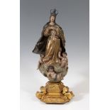 Andalusian School; second half of the seventeenth century. "Purisima". Carved wood, gilded and