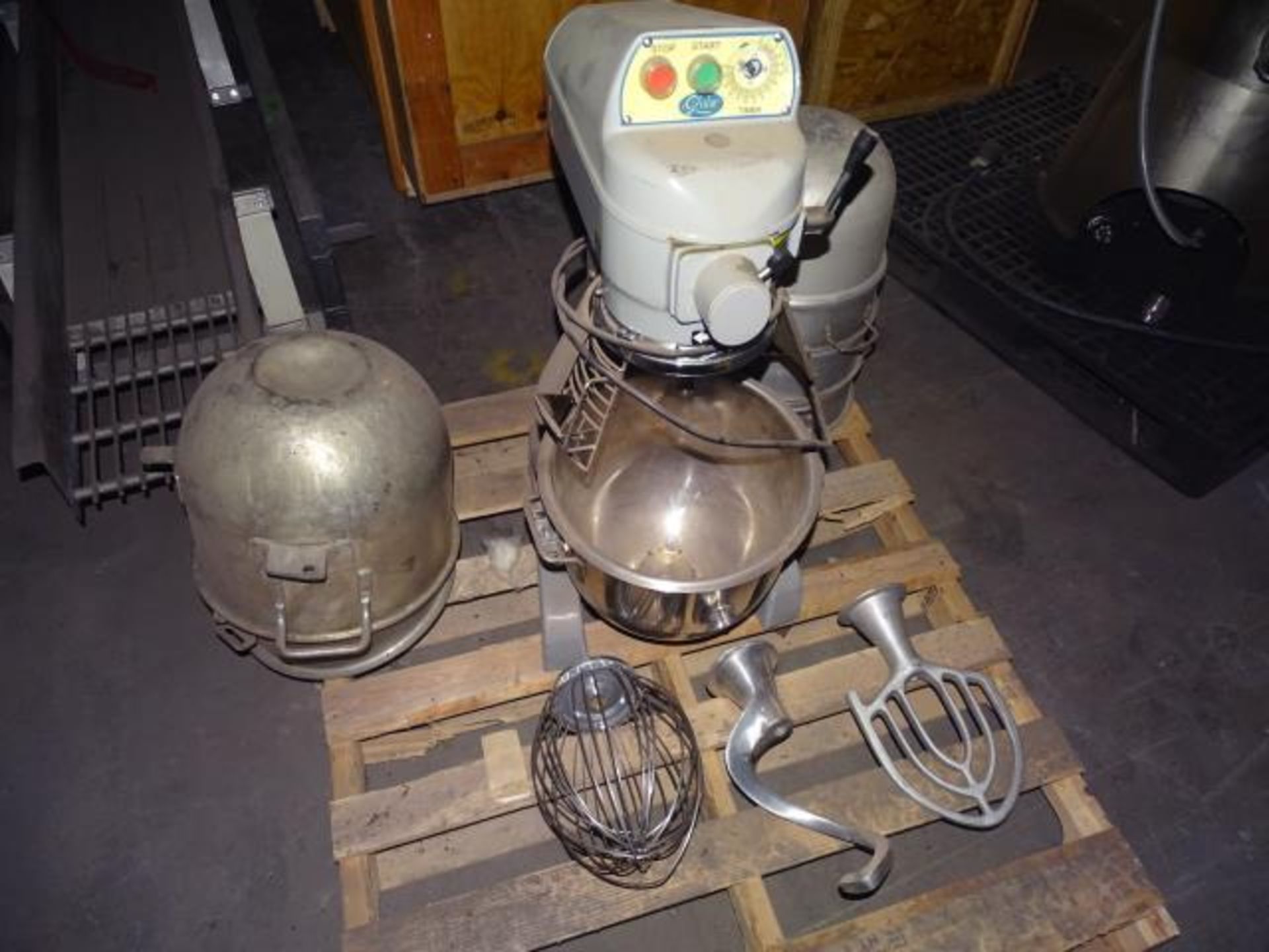 Globe Food Equipment SP20 20 Quart Planetary Mixer - Image 3 of 6