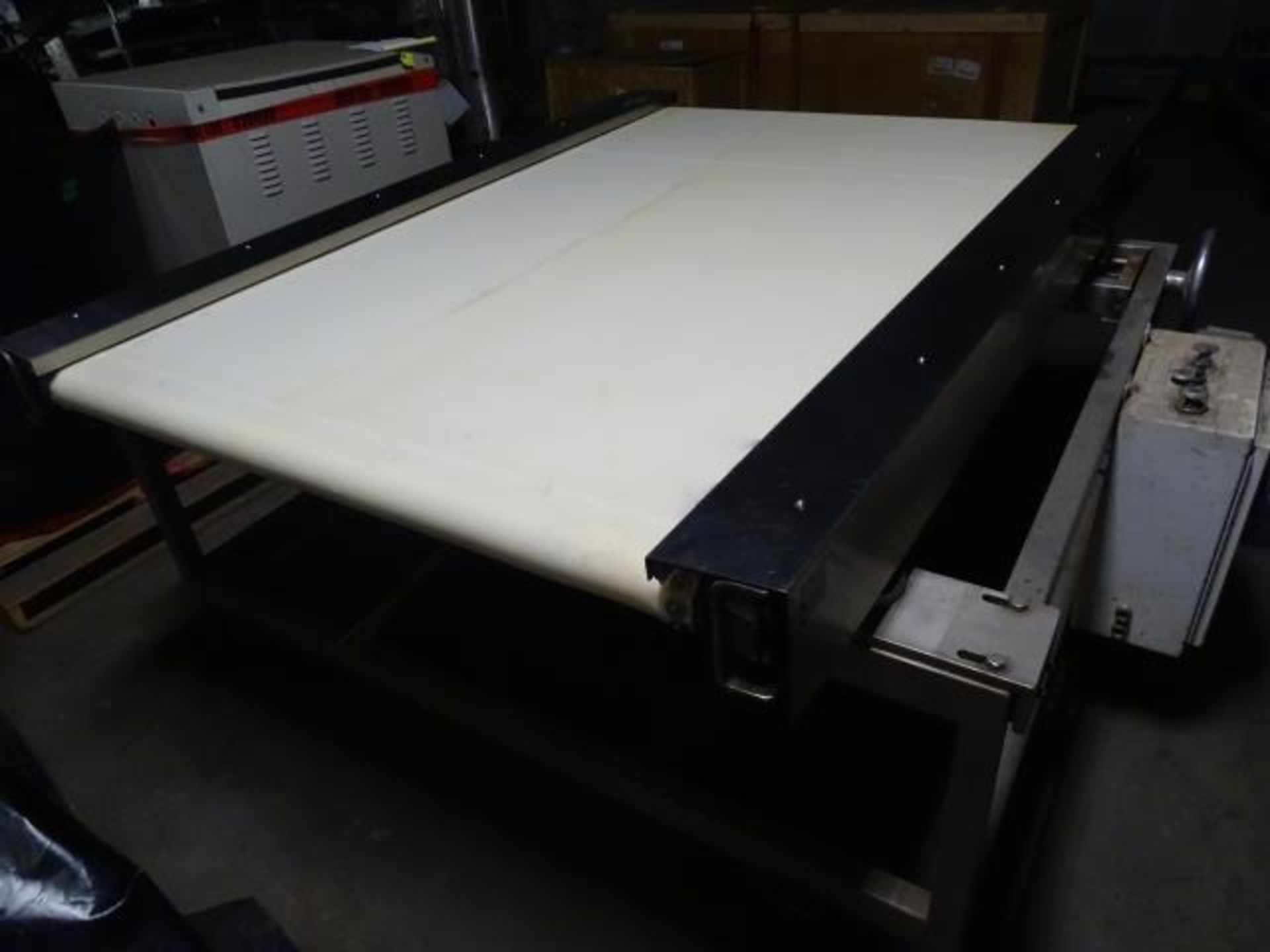 Martens SS Smooth Top Spreader Conveyor Table - Image 2 of 4