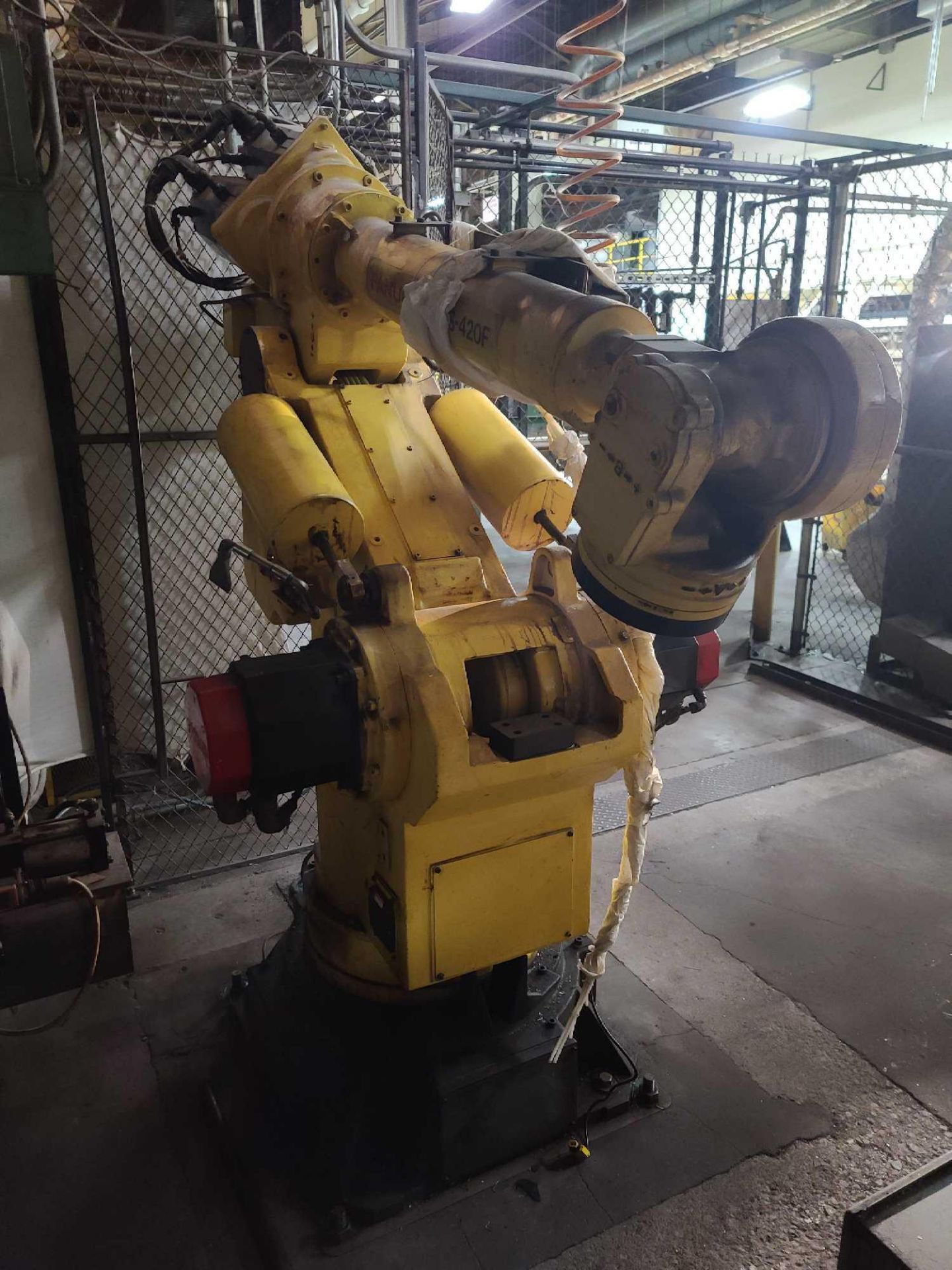 Fanuc S-420F Robotic Arm with Teach Pendant and Controls