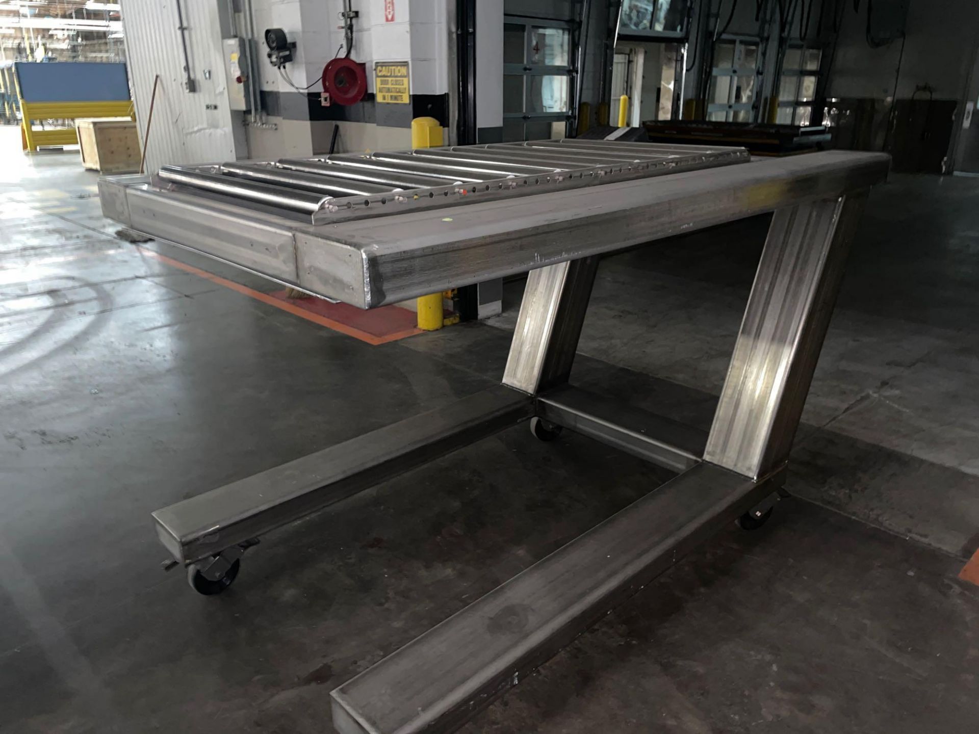 Stainless Steel Cart with Roller Conveyor Top - Image 3 of 4