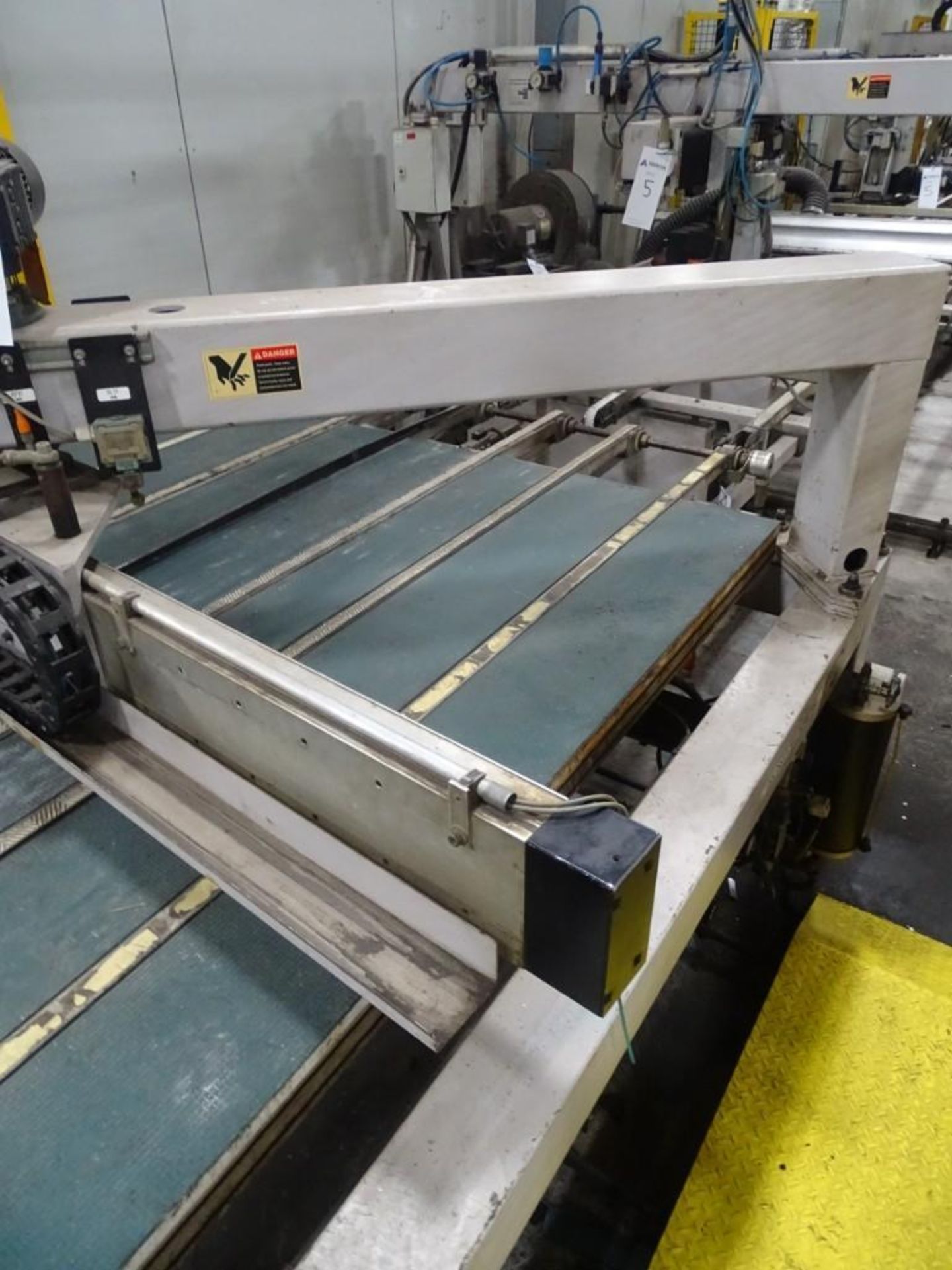 Band Conveyor w/ Cutter - Image 4 of 4