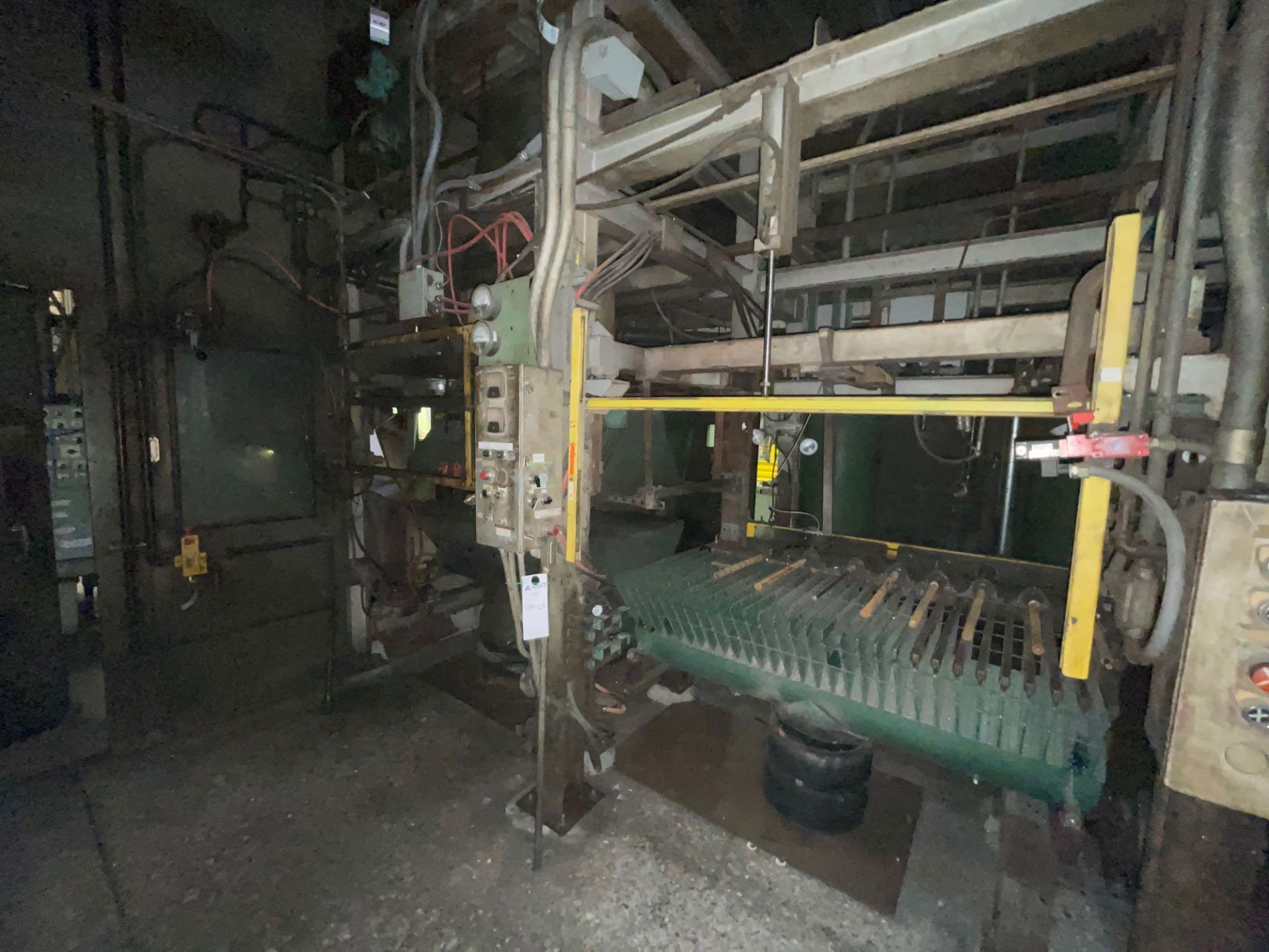 Glass Bending Press including Rollers, Bottom Press, Top Press - Image 5 of 14