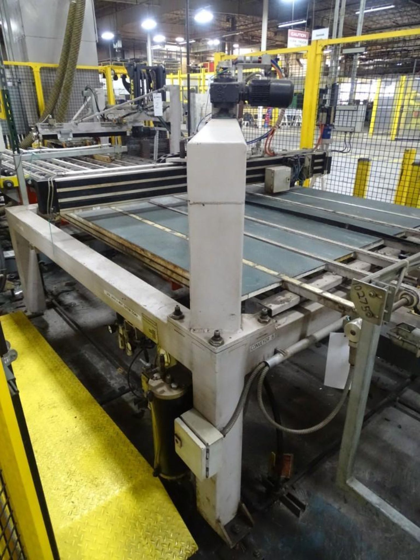 Band Conveyor w/ Cutter