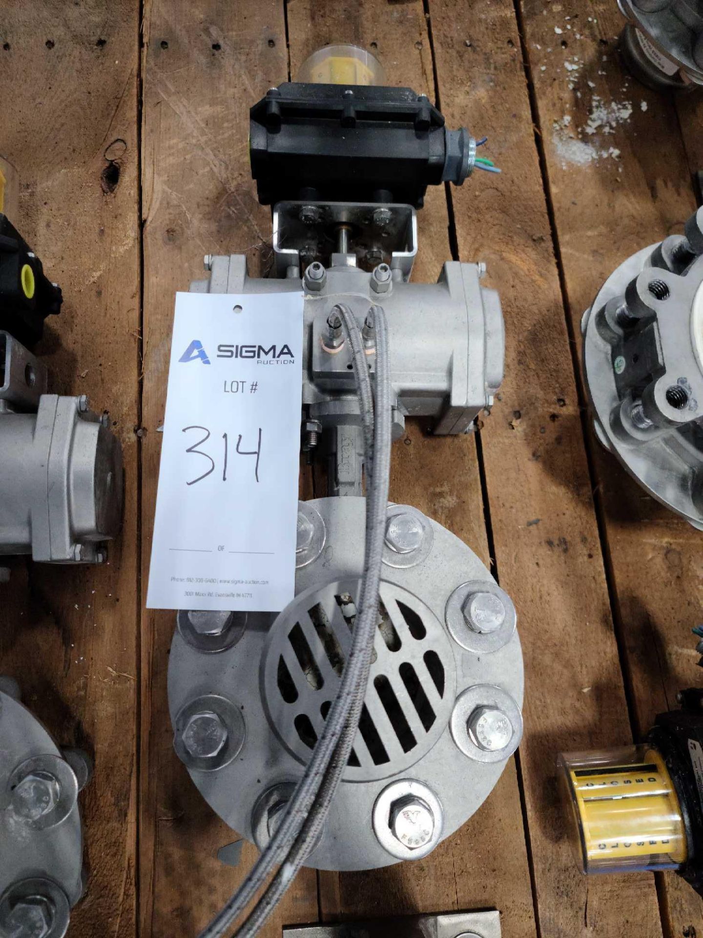 Bray Controls Actuator with SS Valve