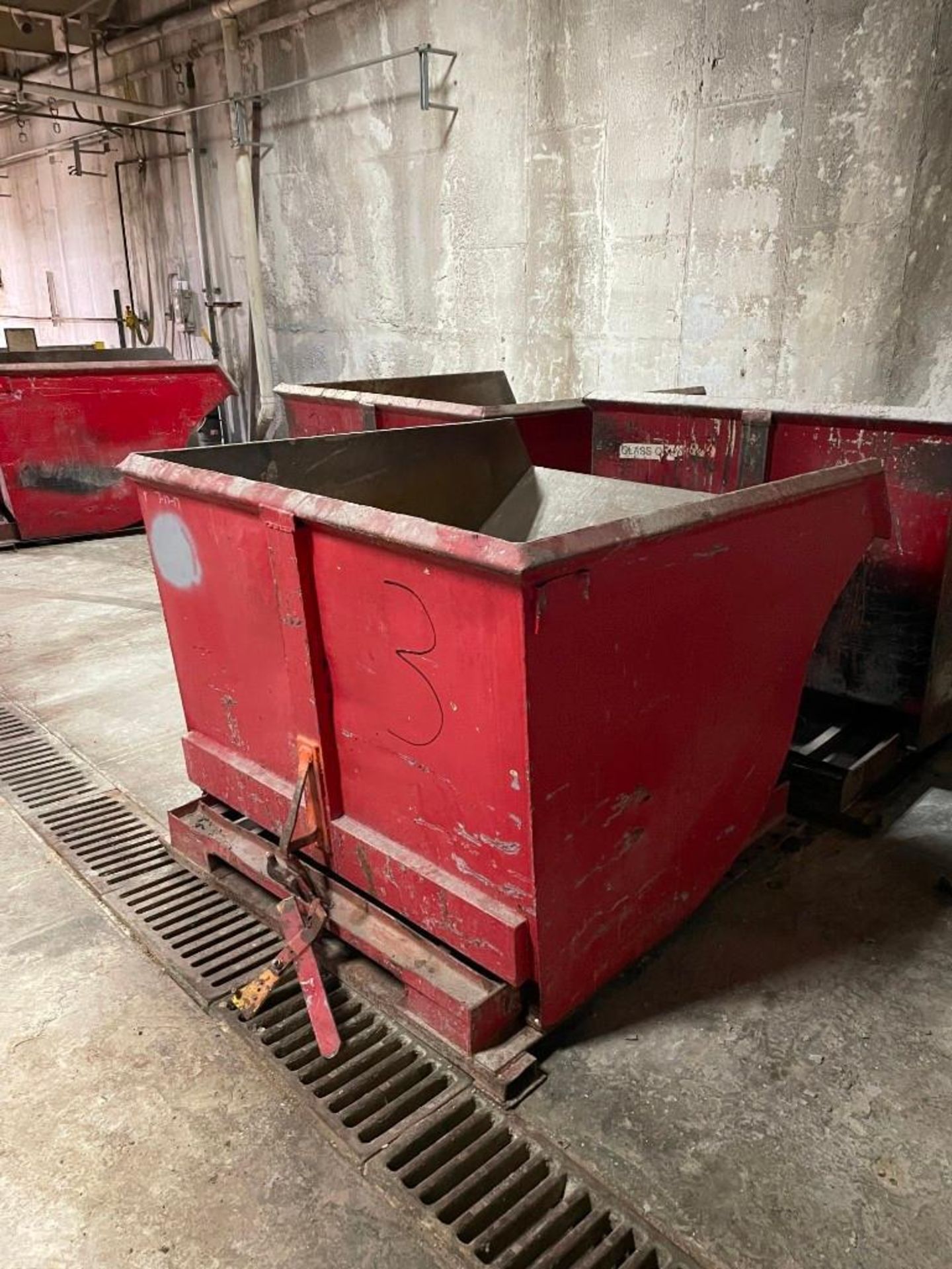 Red Self-Dumping Hopper 95 Cubic Feet