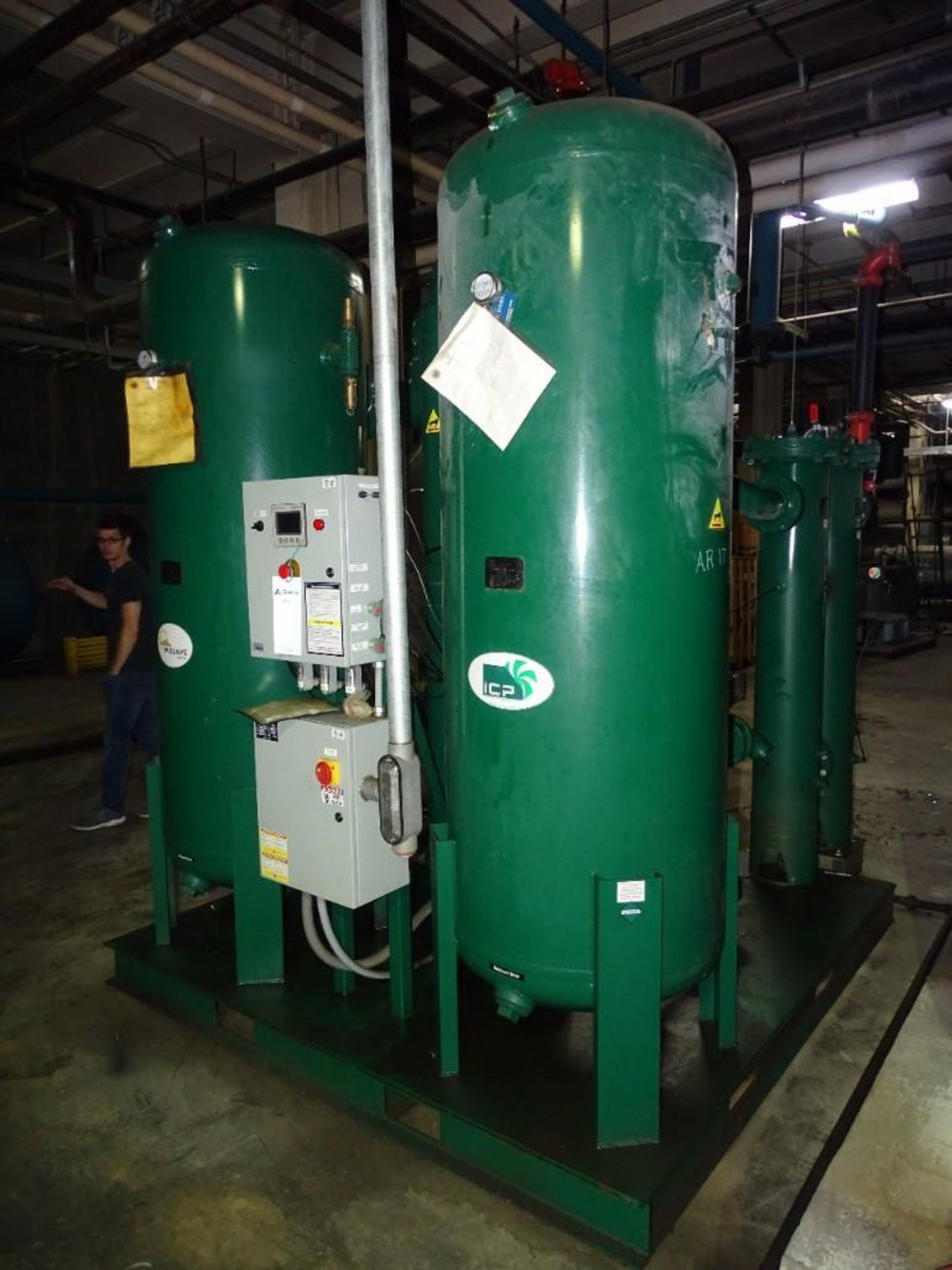 iCP Compressors iDBPE-2000 Dual Tower Heat Reactivated Desiccant Air Dryer - Image 4 of 11