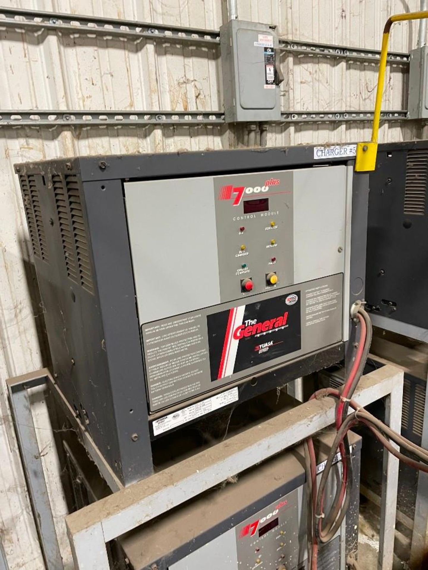Yuasa General 7000 Plus Industrial Battery Charger - Image 2 of 5