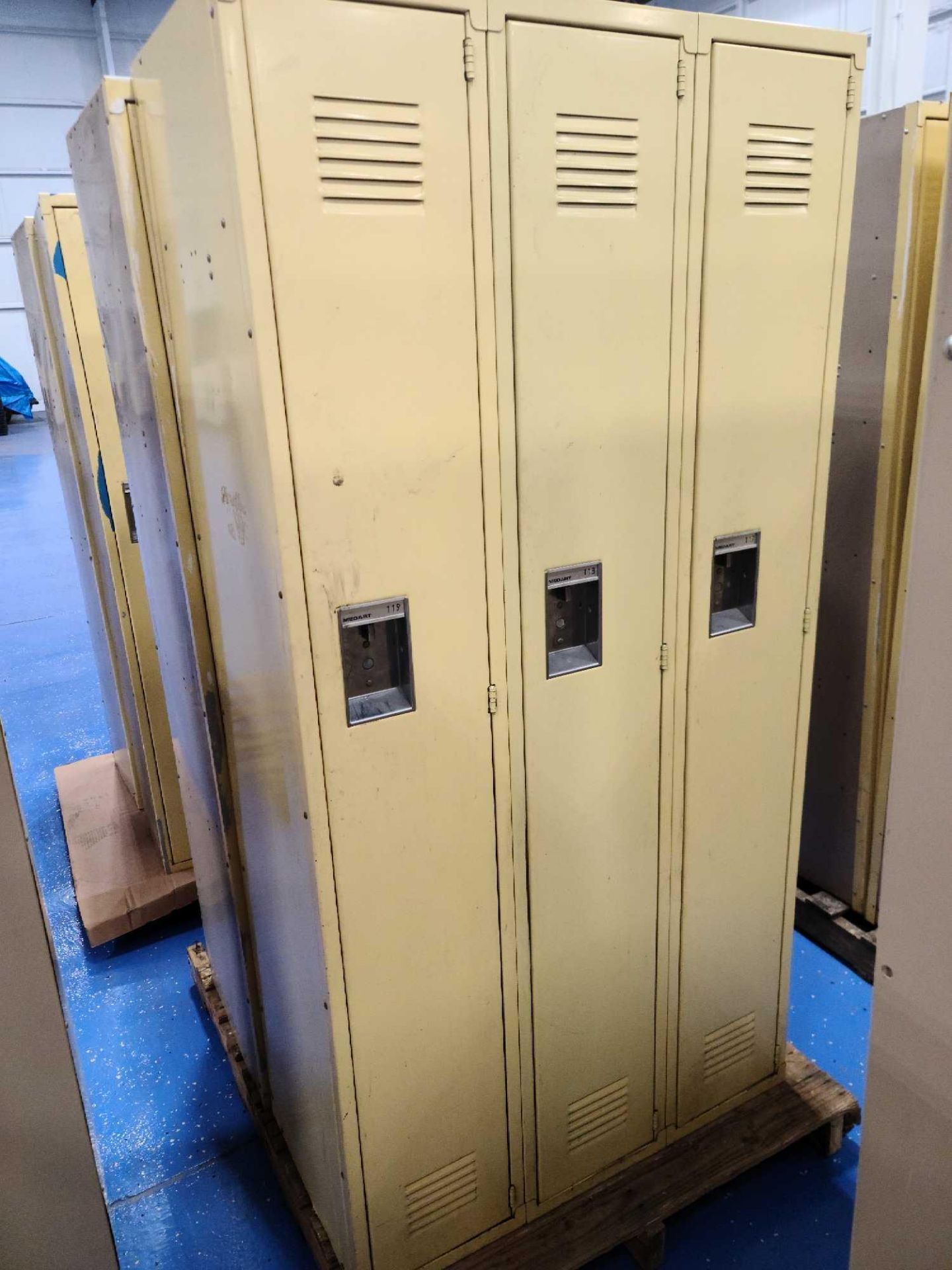 (6) Medart Single Tier Lockers