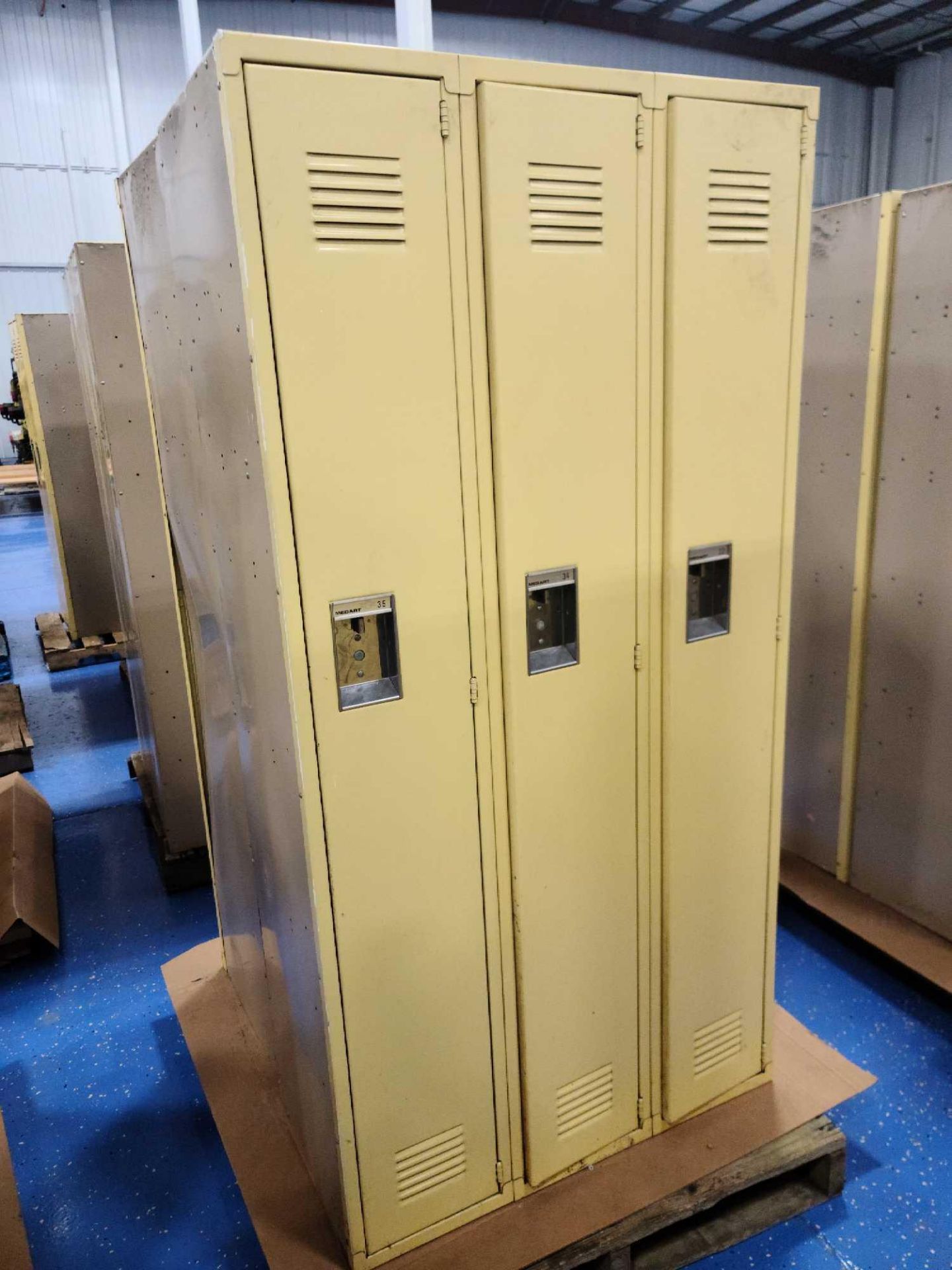 (6) Medart Single Tier Lockers - Image 2 of 3