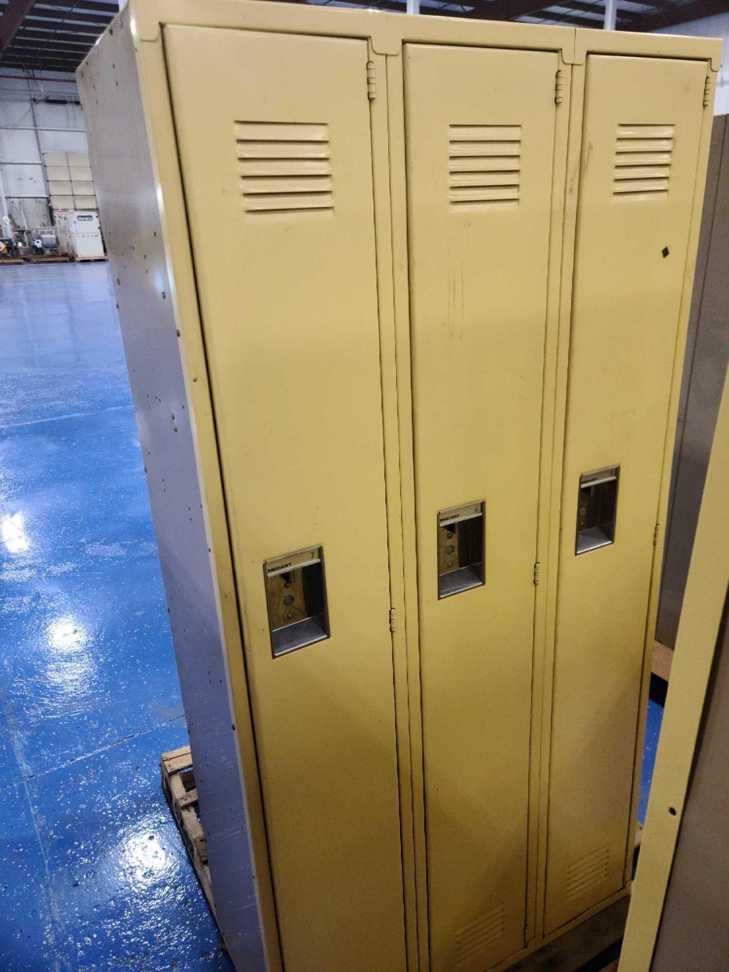 (5) Medart Single Tier Lockers - Image 2 of 3