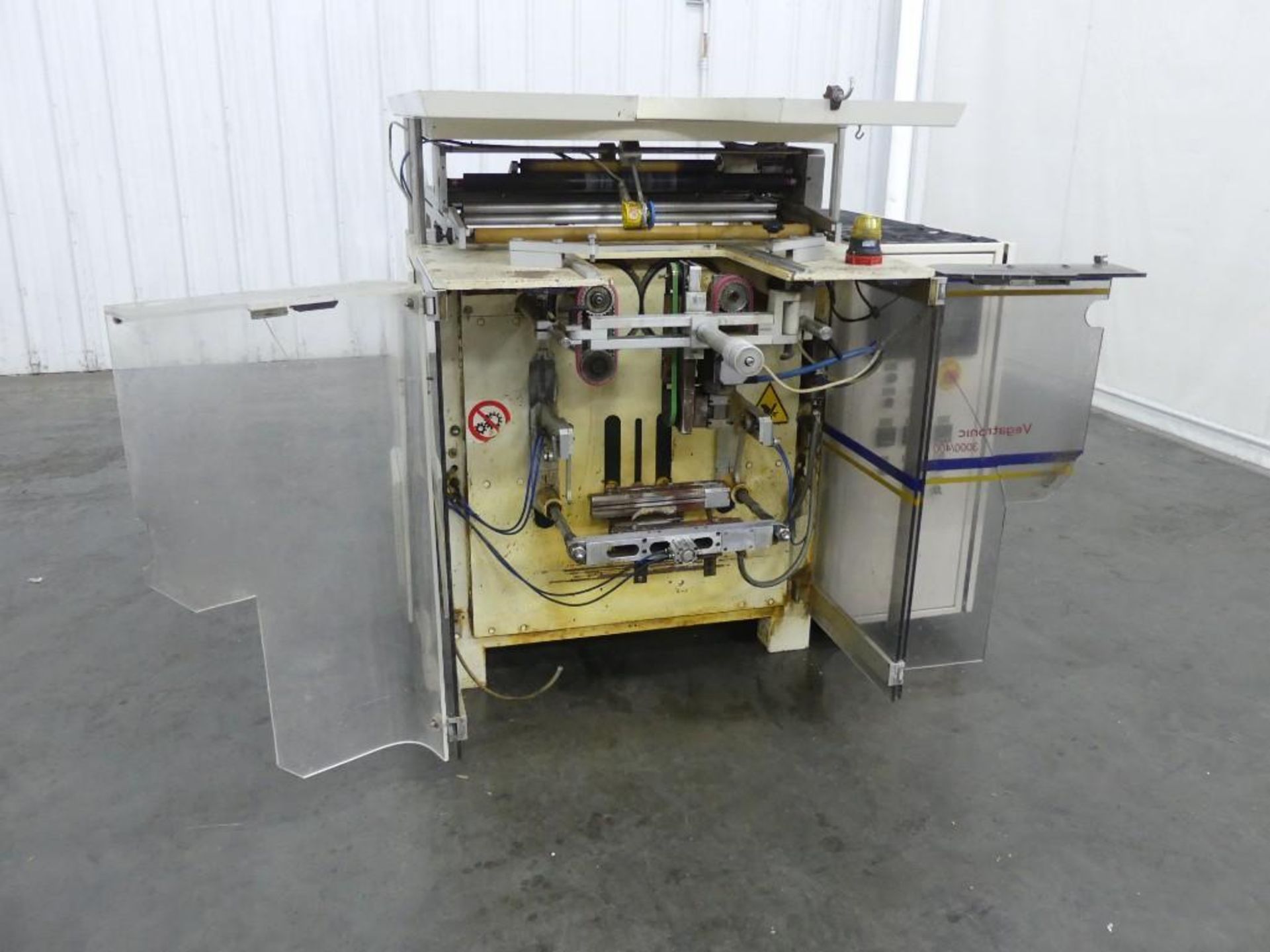 Ilapak Vegatronic 3000/400 Vertical Form Fill Seal - Image 6 of 14