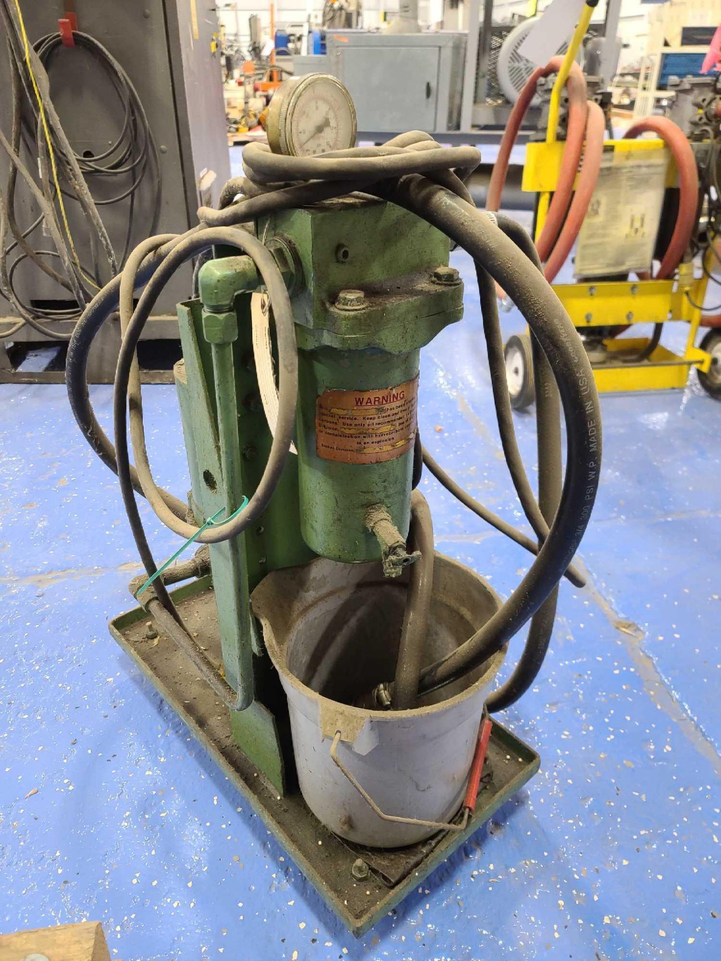 Stokes Vacuum Equipment 339-151 Pump with Filter - Image 2 of 2