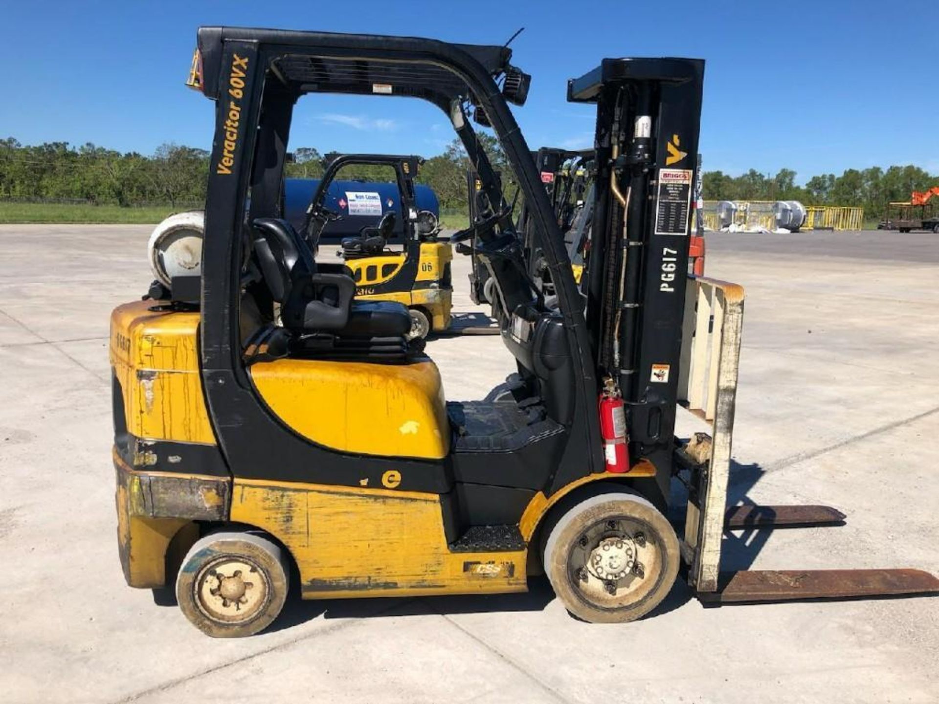 Yale 6,000 LB Capacity Forklift, Model: GLC060VXNGSE085