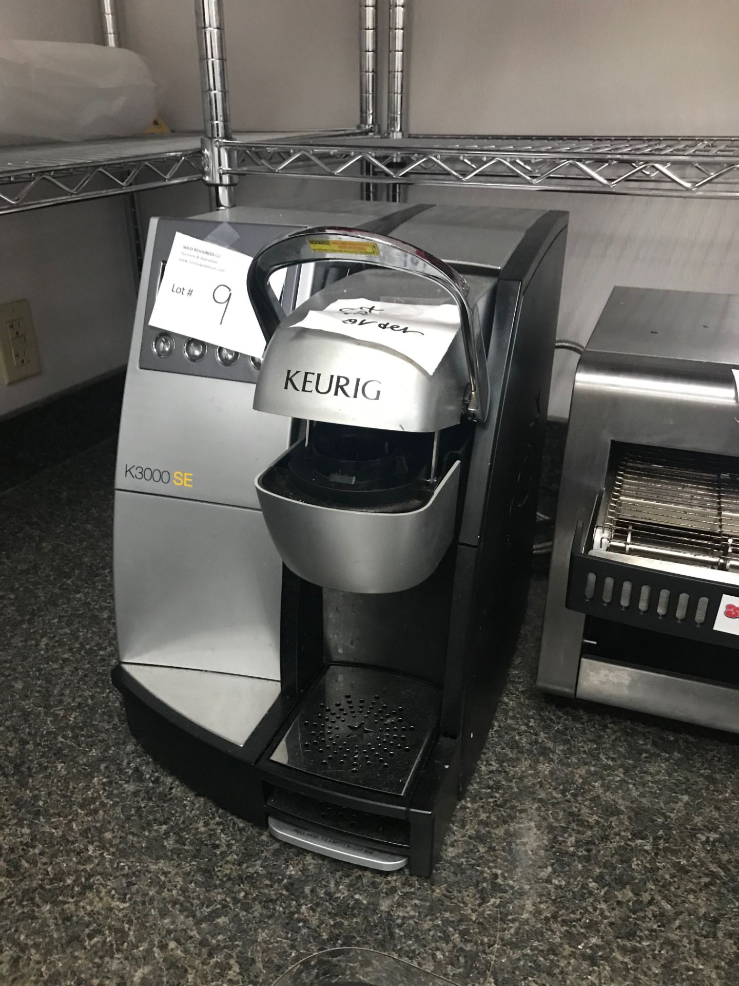 KEURIG COFFEE MAKER (BROKEN) - Image 3 of 5