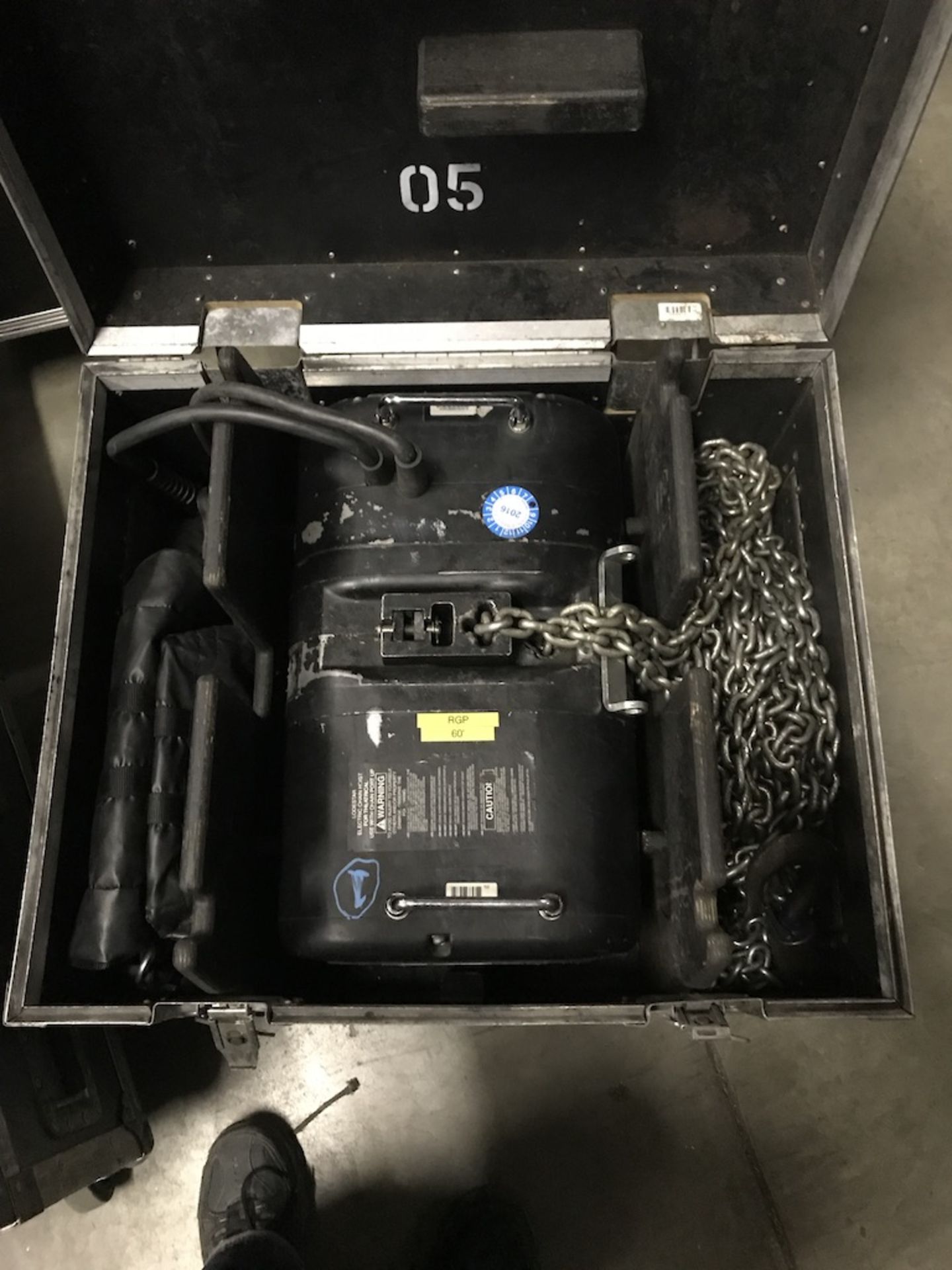 LOT OF: (1) ATLANTA RIGGING SYSTEMS LODESTAR ELECTRIC CHAIN HOIST RATED FOR 2 TON W/ 60' OF CHAIN - Image 2 of 4