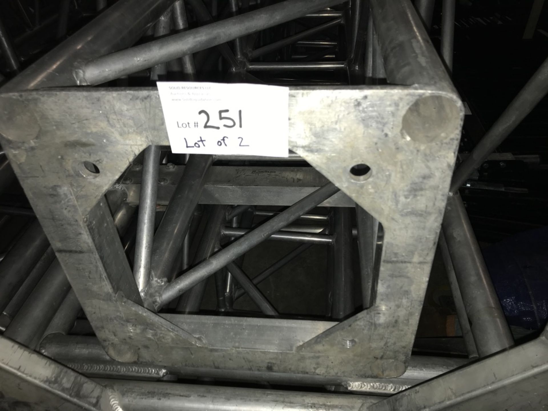 LOT OF: (2) 16" X 16" X 10'L ALUMINUM TRUSS - Image 5 of 6