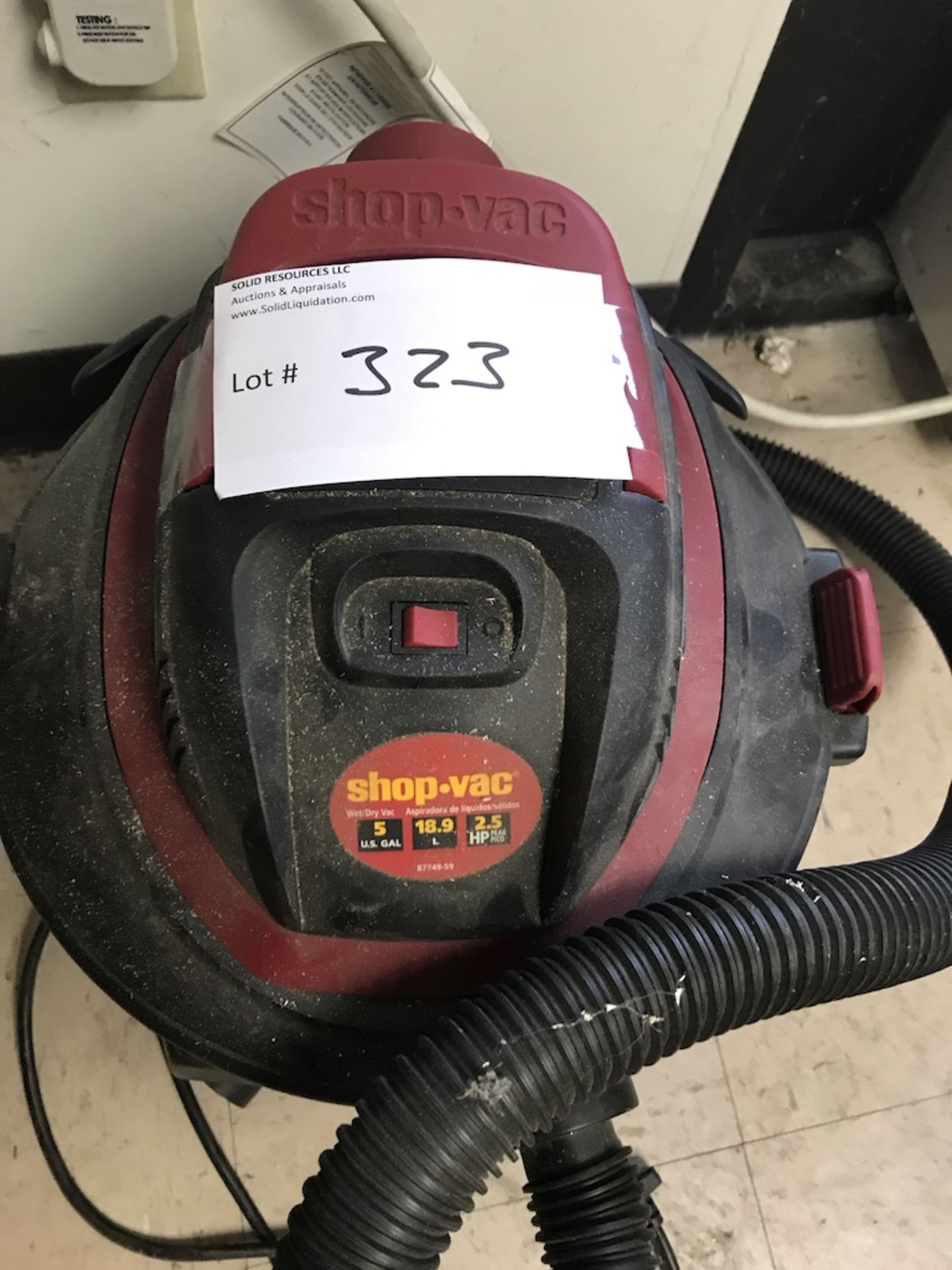 5 GALLON, 2.5 HP SHOP VAC - Image 4 of 4