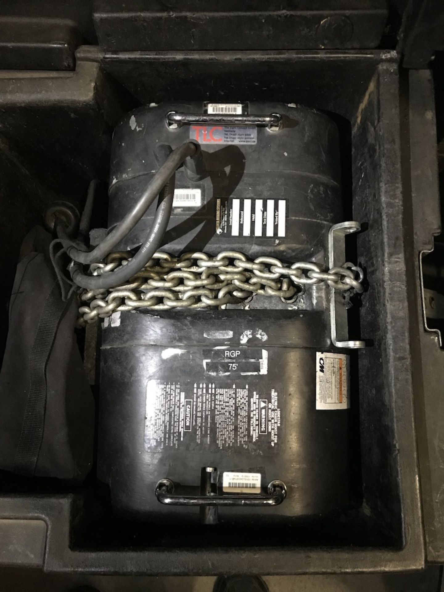 LOT OF: (1) ATLANTA RIGGING SYSTEMS LODESTAR ELECTRIC CHAIN HOISTS RATED FOR 2 TON AND (1) HOIST RAT - Image 3 of 5