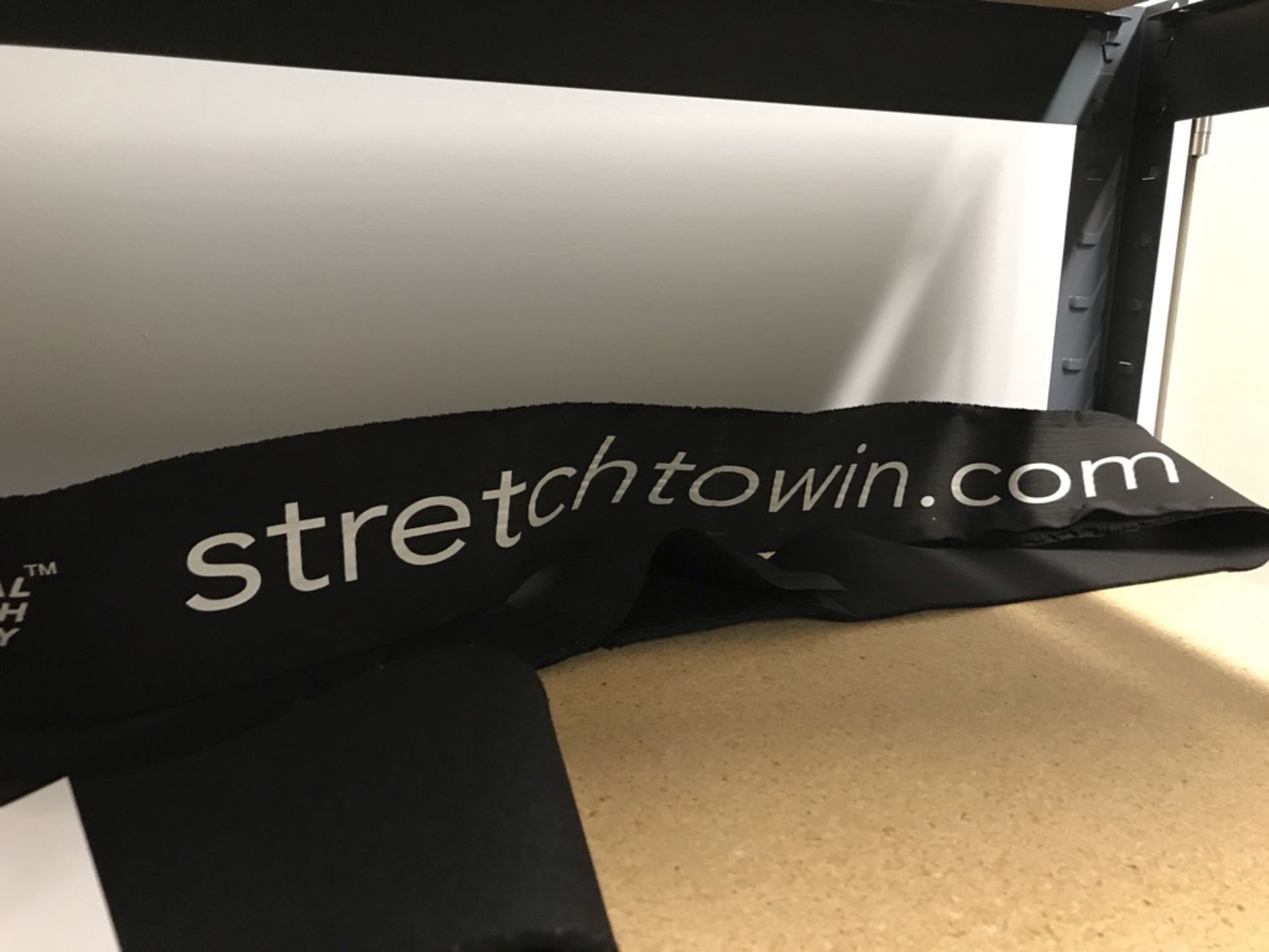 LOT OF: (1) FASCIAL STRETCH THERAPY , STRETCHTOWIN.COM BANDS, (1) STRETCH BAND - Image 2 of 6