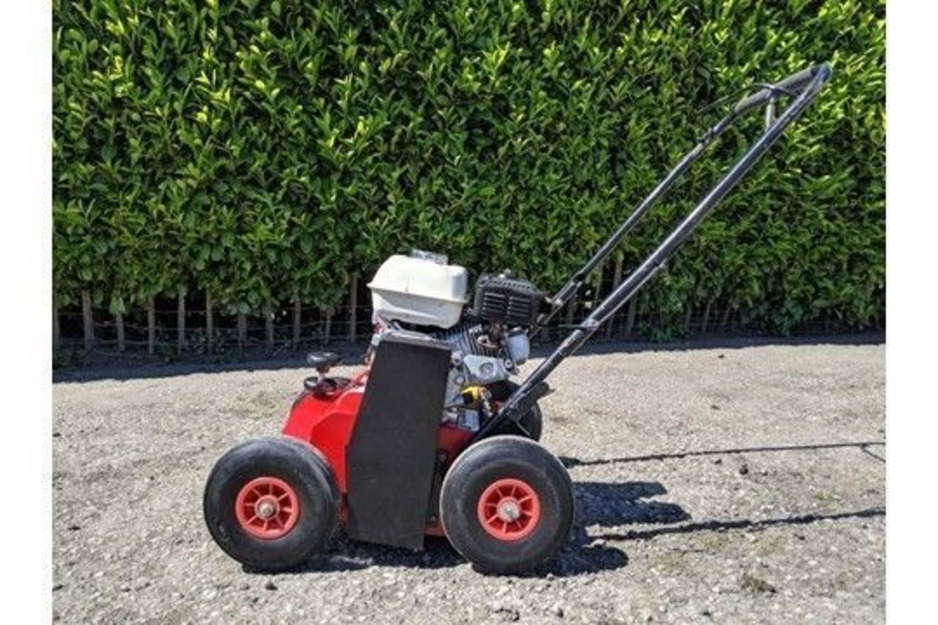 2012 CAMON LS42 Lawn Scarifier - Image 2 of 5