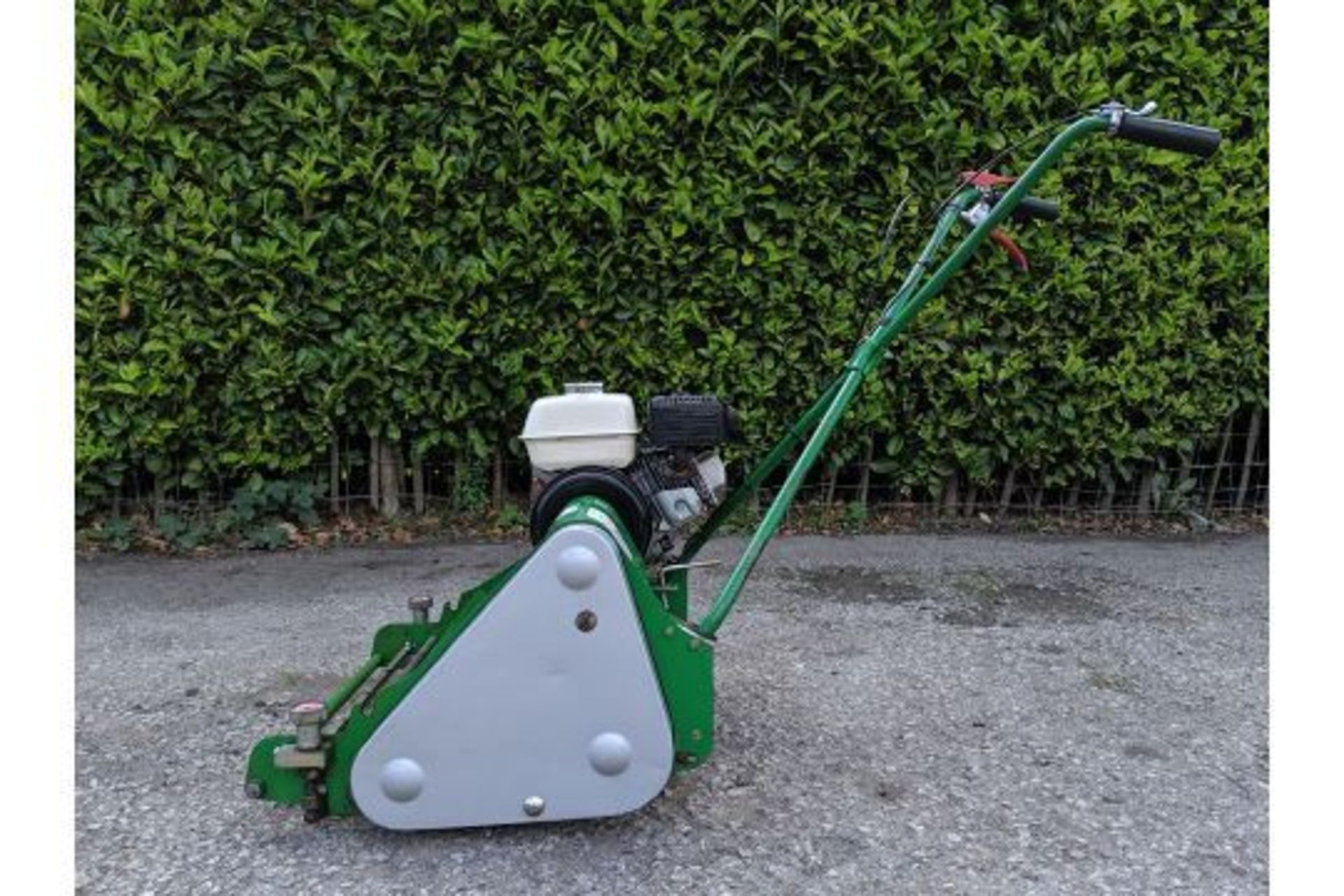 2005 Dennis FT510 9 Blade Cylinder Mower - Image 10 of 10