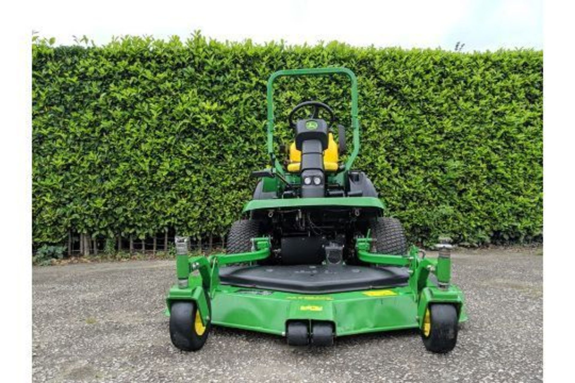 2012 John Deere 1445 Series II 62" Ride On Rotary Mower - Image 4 of 8