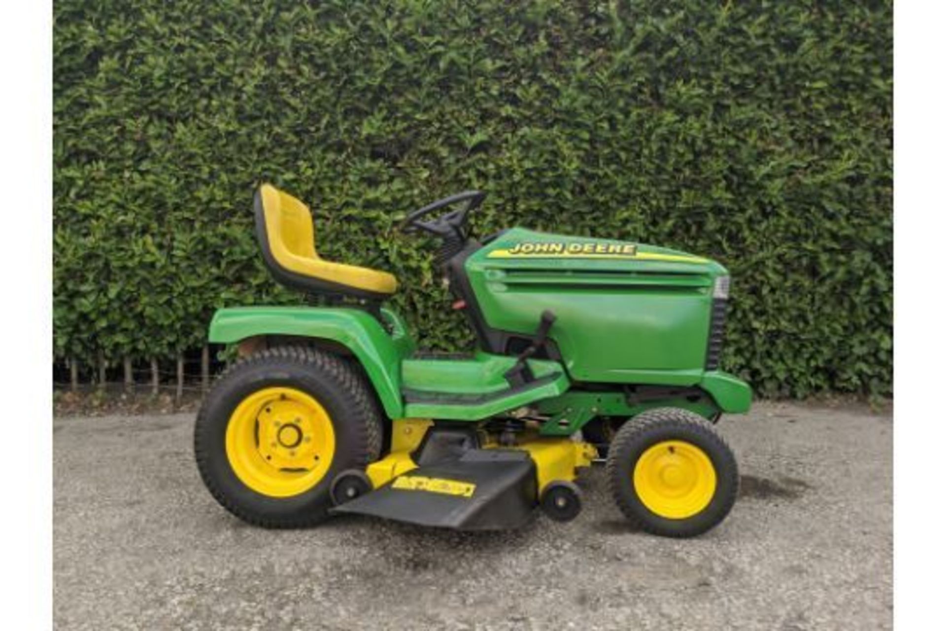 John Deere 355D 16hp Diesel Lawn Tractor 48" Deck 1020 Hours.