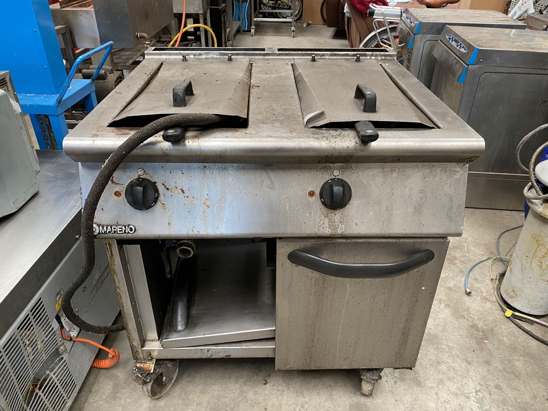 Mareno Double Tank Twin Basket Gas Fryer
