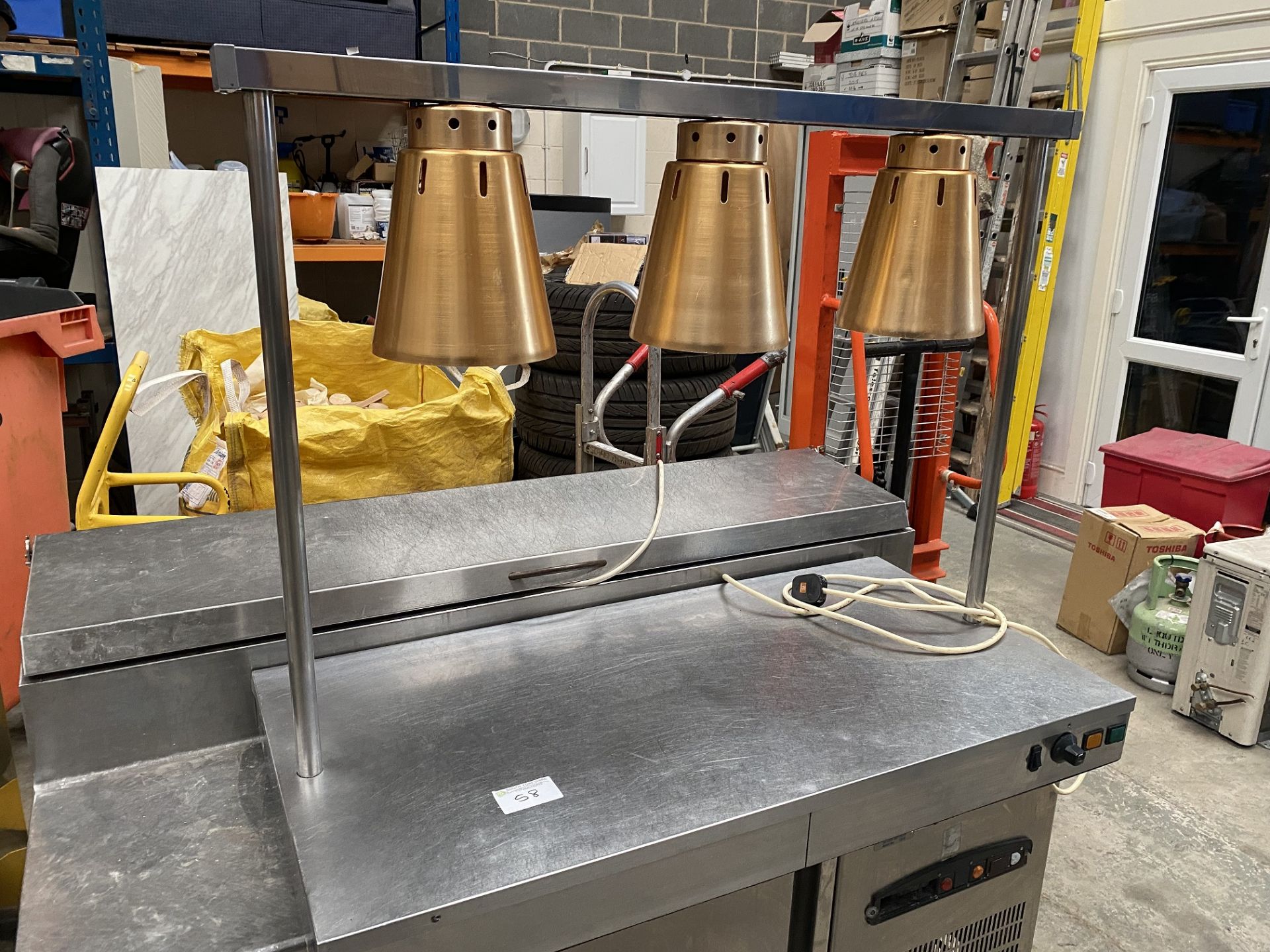 3 Lamp Heated Base Carvery Pad