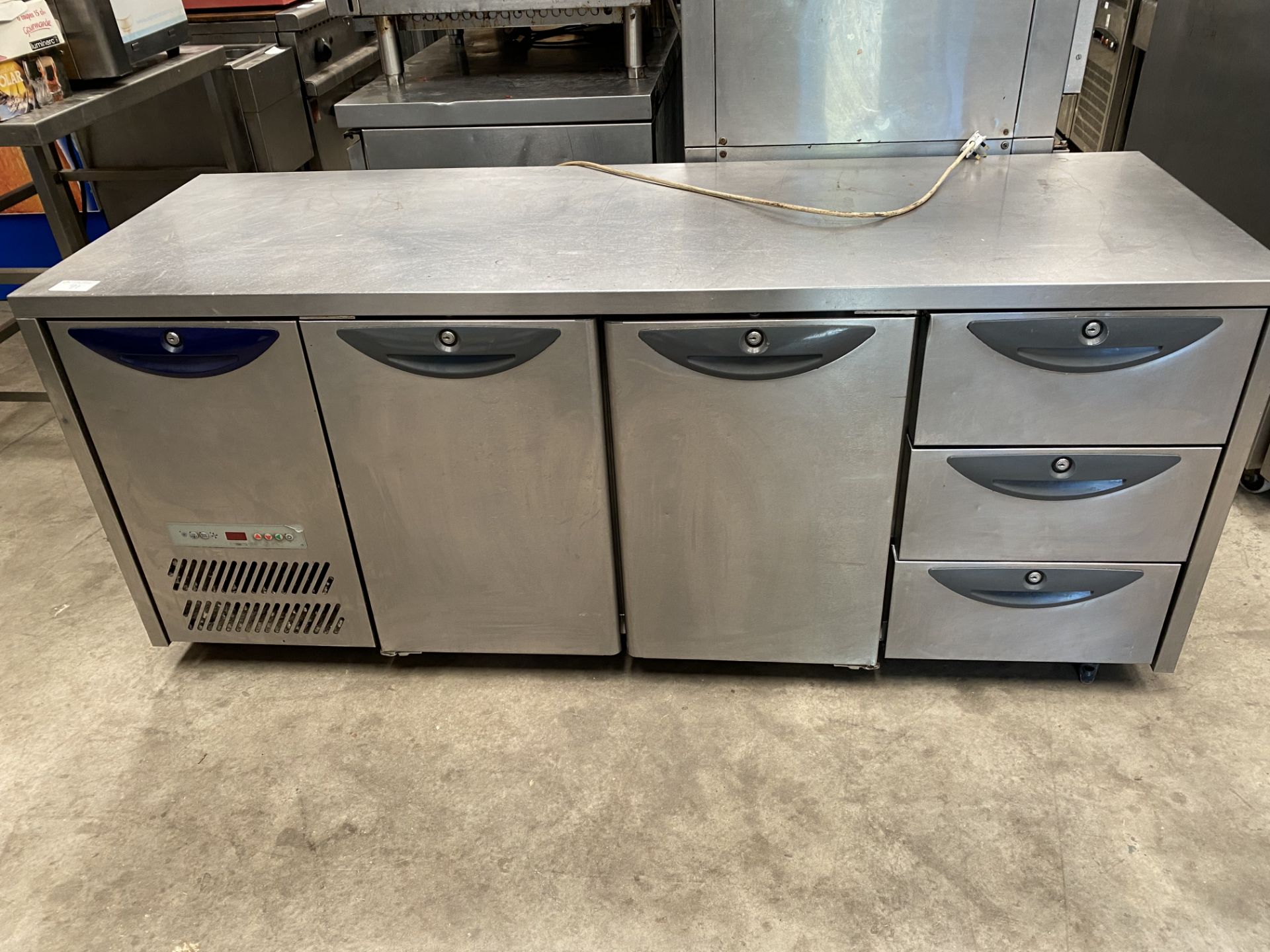 Refrigerated Prep Fridge, 2 Doors 3 Drawers