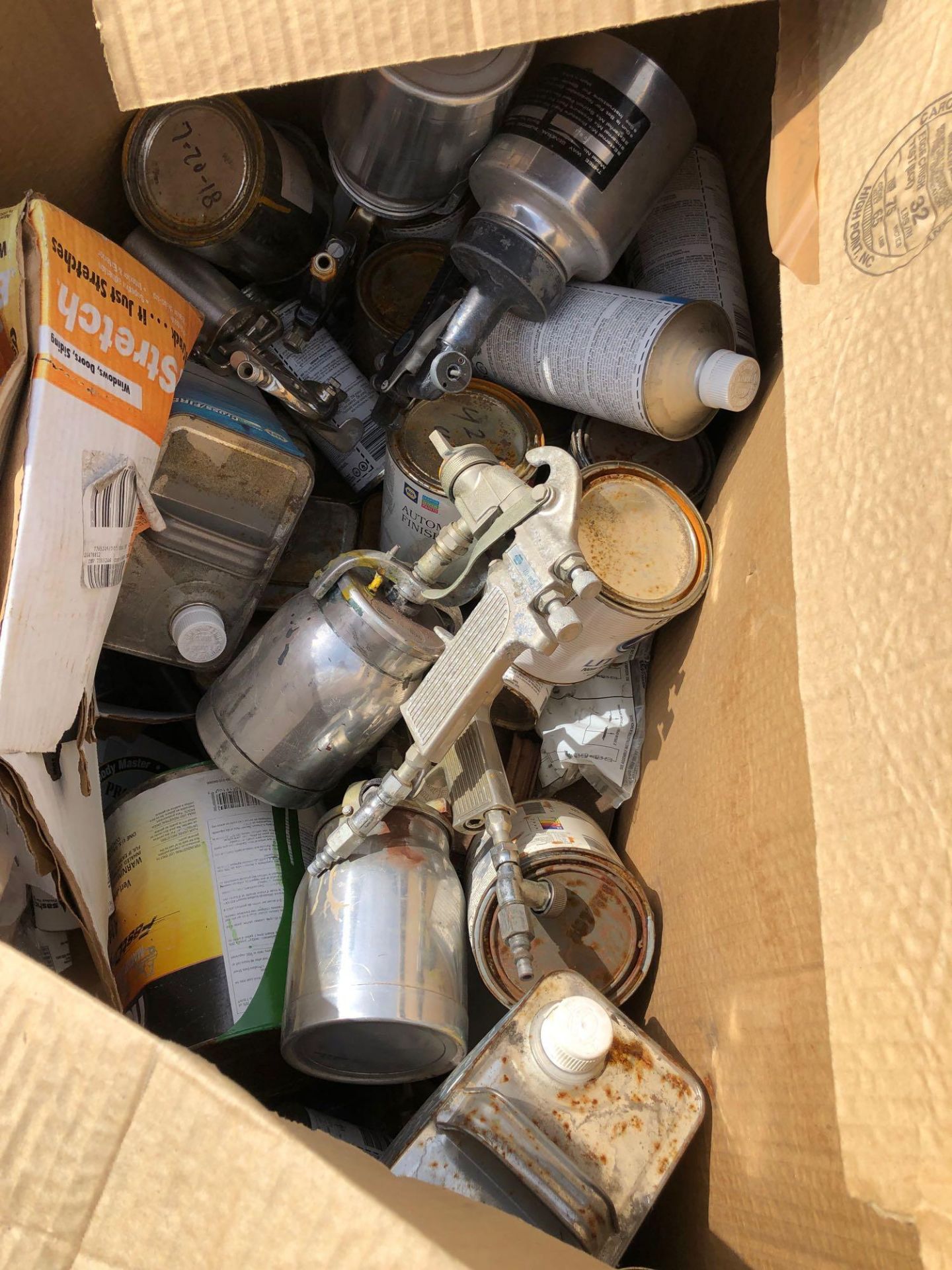 Pallet of Paint and Spray Guns - Image 4 of 6