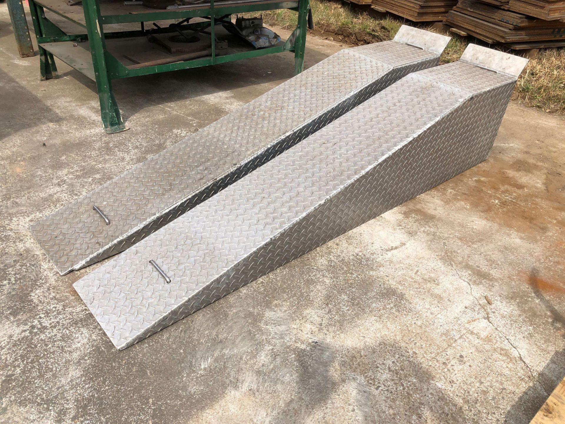 Diamond Plate Aluminum Drive On Ramps - Image 4 of 6