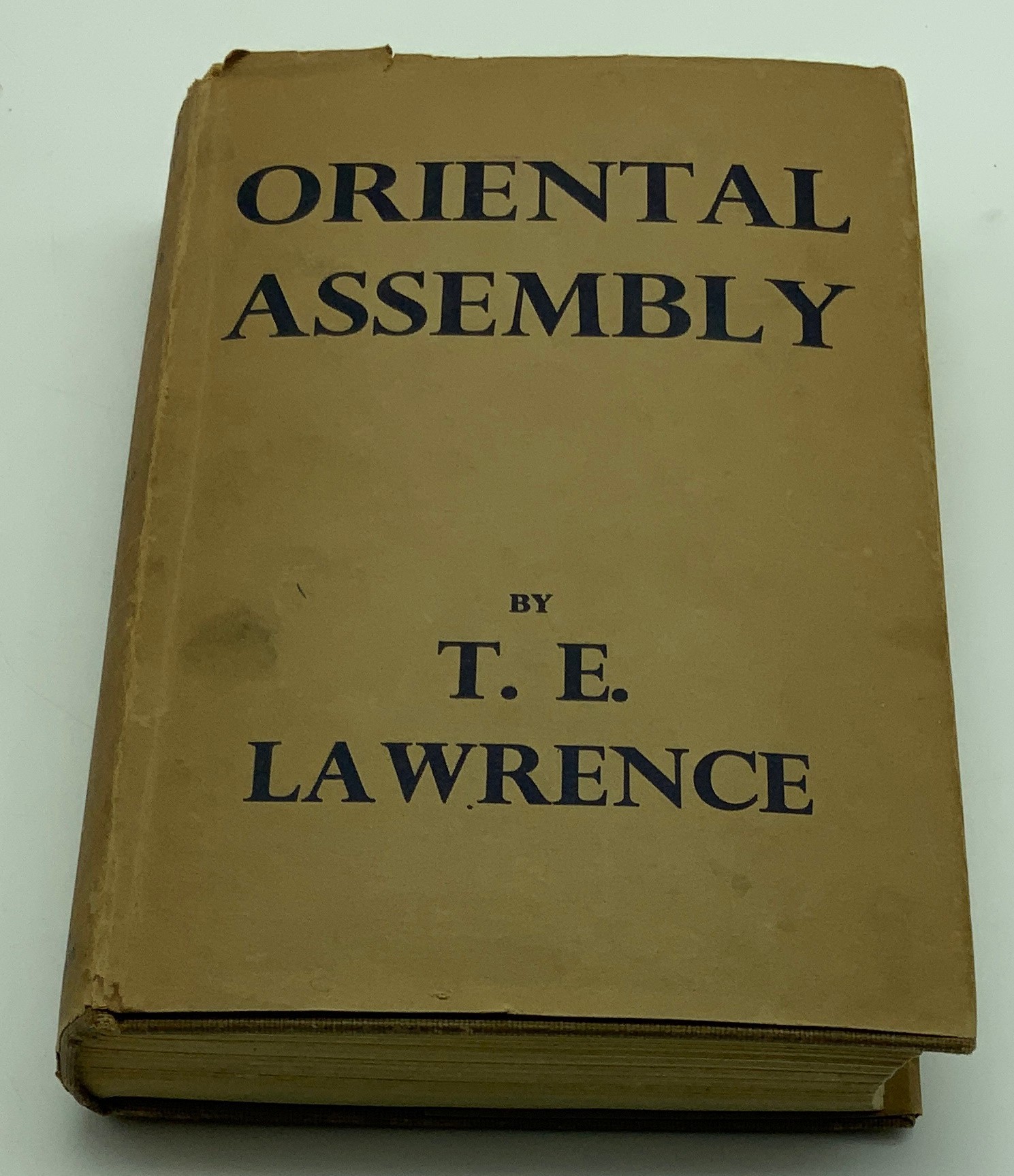 1939 ORIENTAL ASSEMBLY BY T.E. LAWRENCE PUBLISHED BY WILLIAMS AND NORGATE LTD LONDON - Image 10 of 10