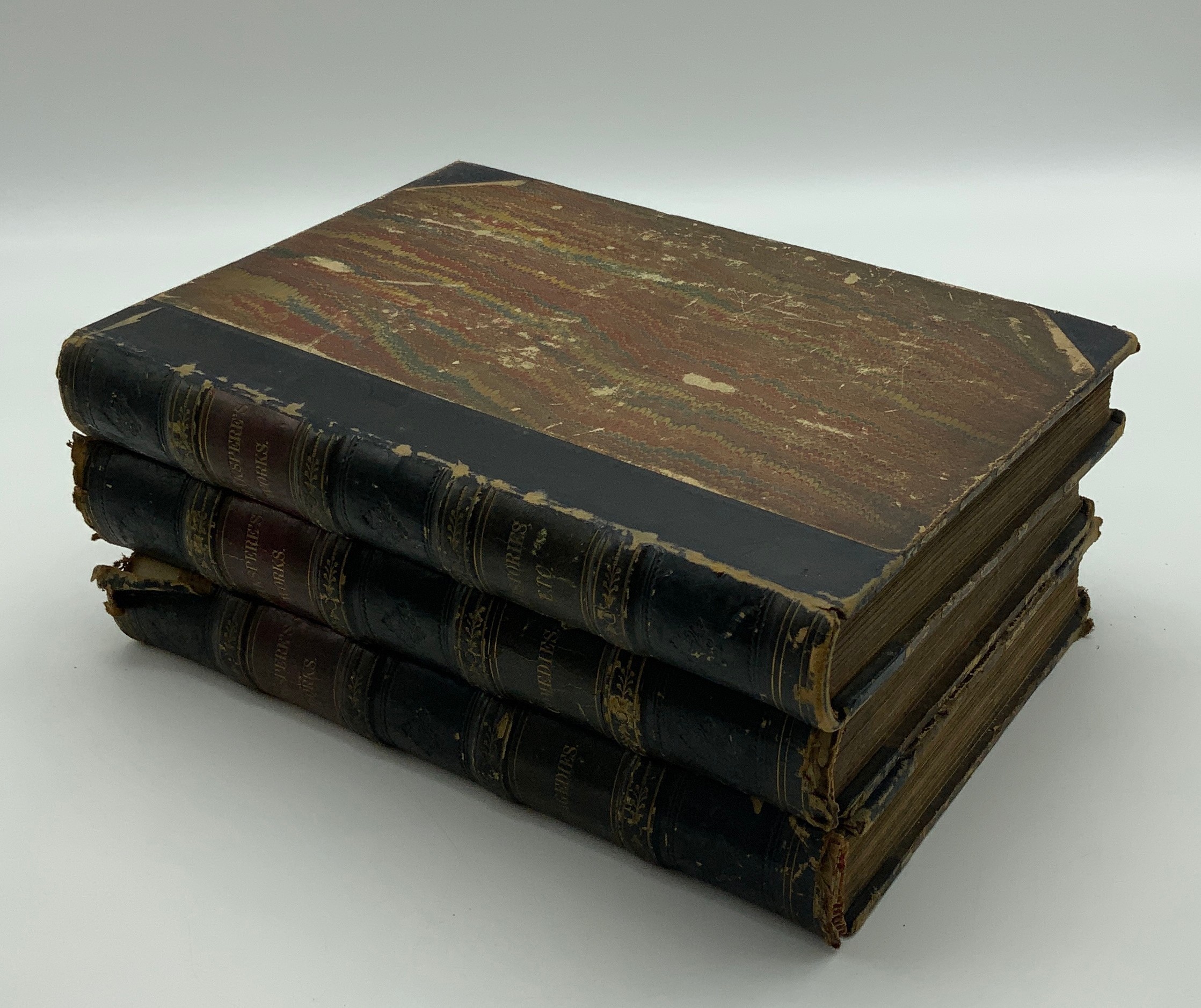 SHAKESPEARE WORKS IN THREE VOLUMES