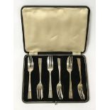 HALLMARKED SILVER CASED PASTRY FORKS