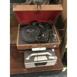 RECORD PLAYER & DAB RADIO