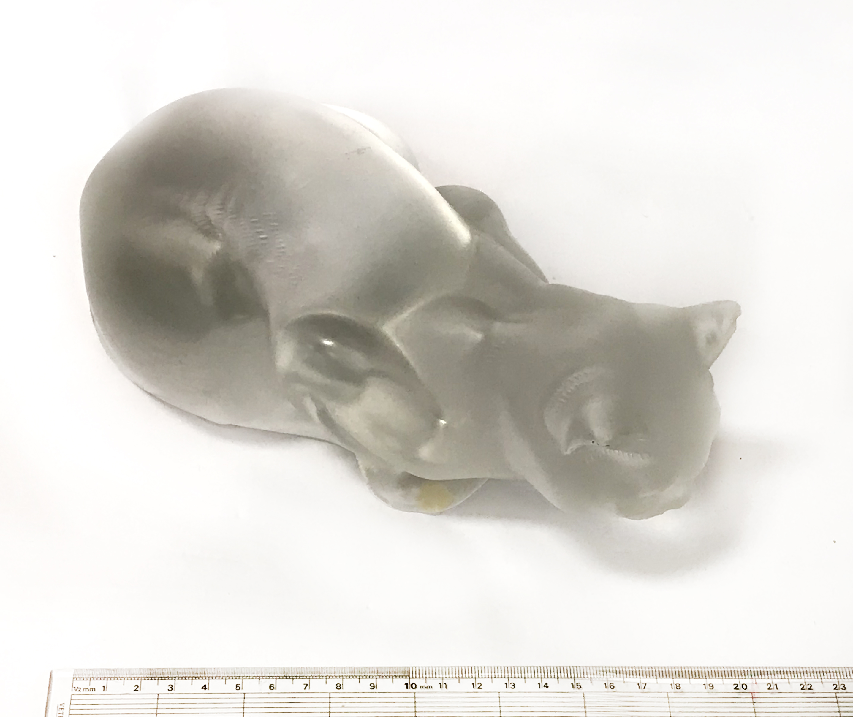 LALIQUE CROUCHING CAT - DAMAGED EAR - Image 2 of 5