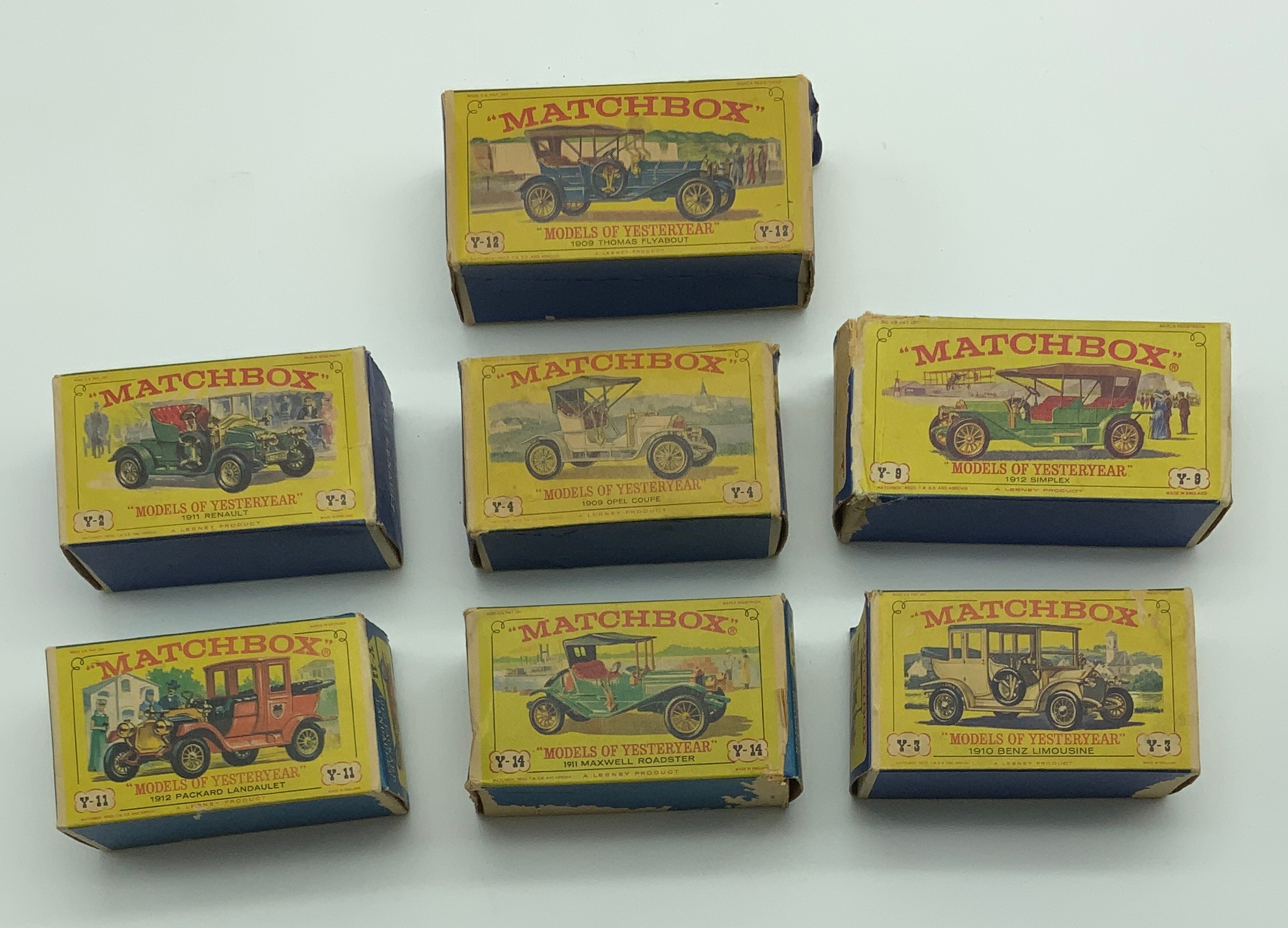 SEVEN VINTAGE CARS MATCHBOX TOYS, BOXED 1960s - Image 4 of 5