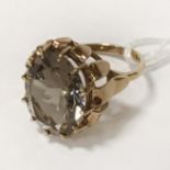 9CT GOLD SMOKEY QUARTZ RING