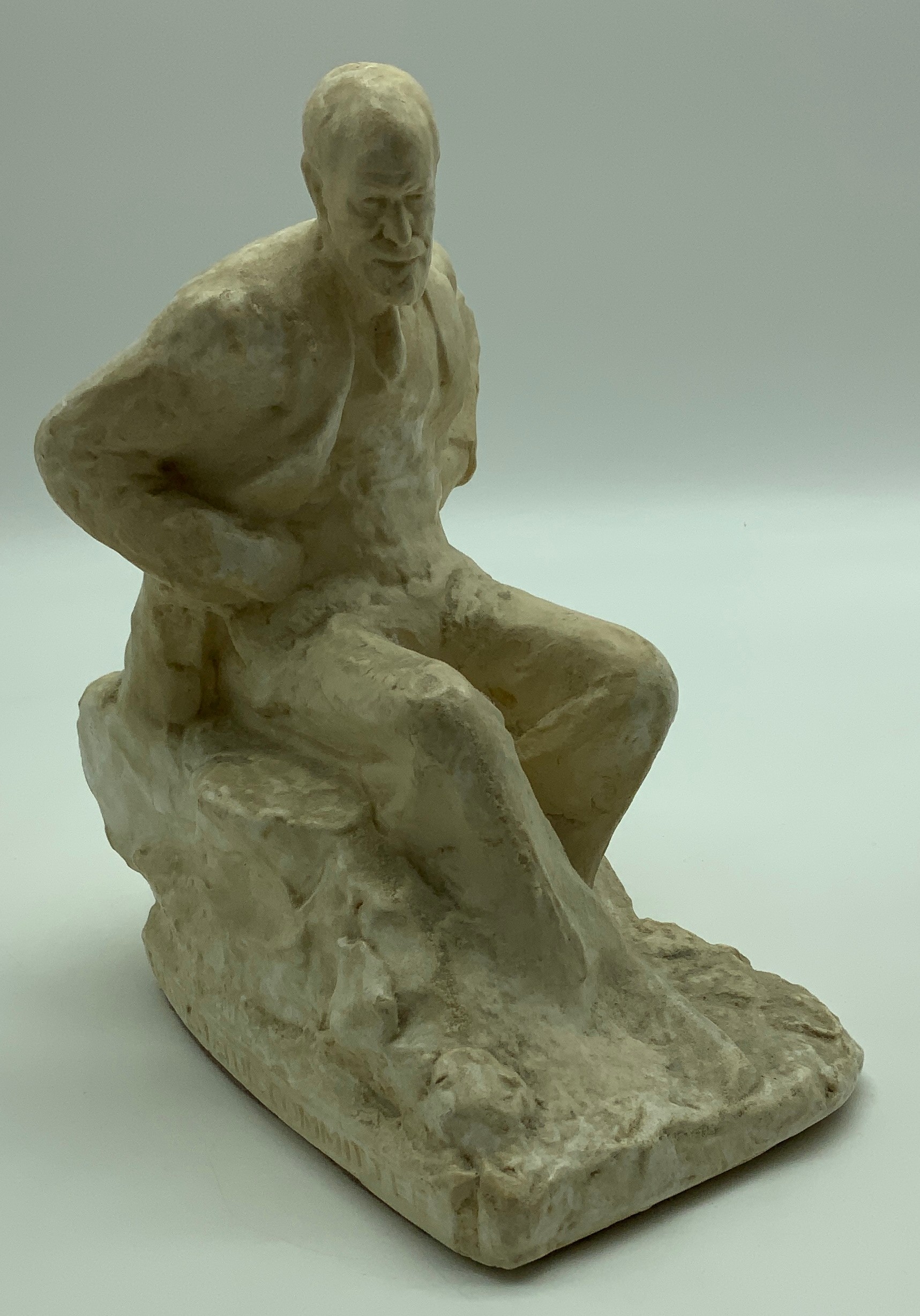 OSCAR NEMON (1906-1985) MIXED MEDIA COMPOSITE STATUE OF SEATED SIGMUND FREUD - Image 8 of 8