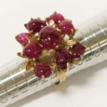 18CT GOLD RUBY CLUSTER RING