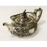 HM SILVER GEORGIAN TEAPOT WITH EAGLE MOTIF