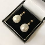 9CT GOLD LARGE SOUTH SEA PEARL EARRINGS